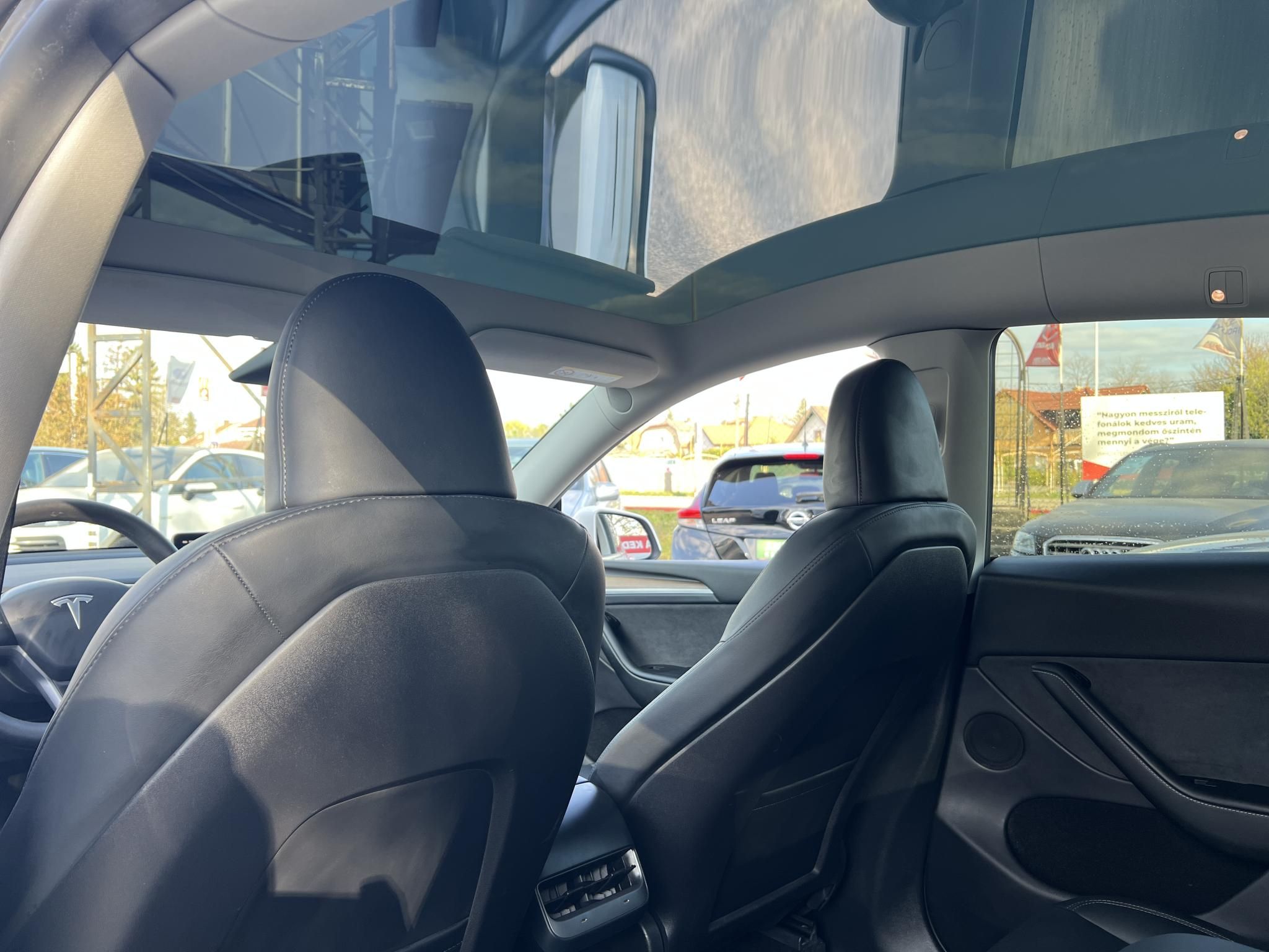 TESLA MODEL Y Performance AWD (Automata) 63e km. AMD Ryzen. mátrix LED. hőszivattyú. garanciális 2030-ig!