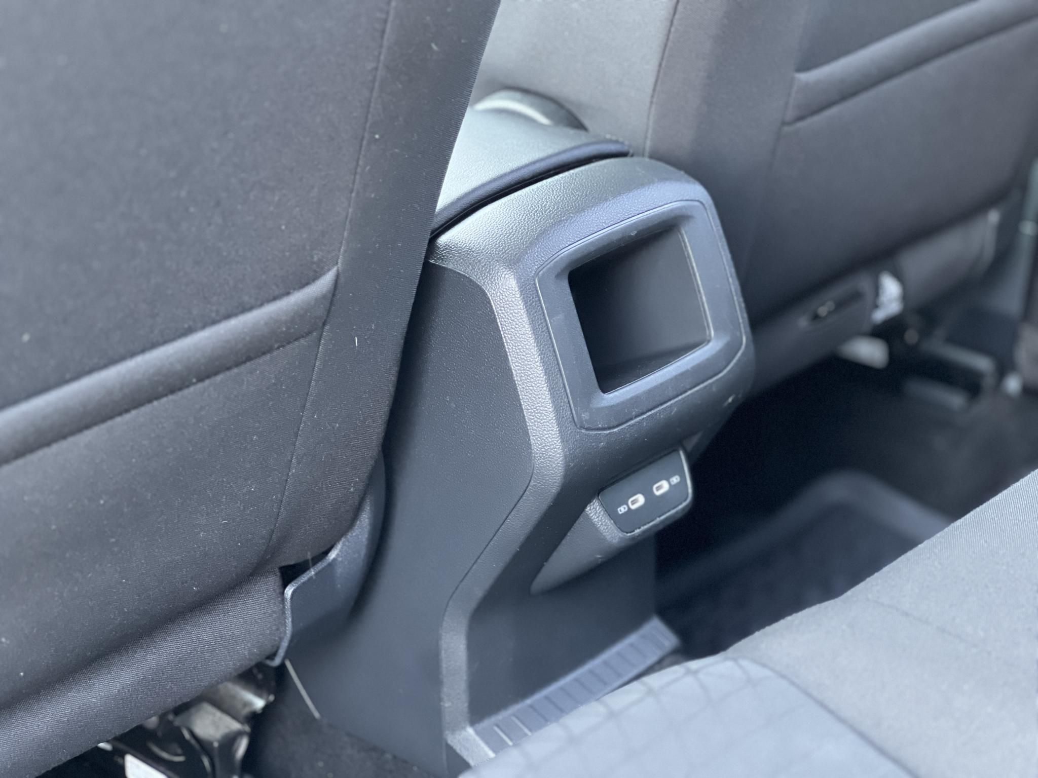 VOLKSWAGEN T-CROSS 1.0 TSI Life 24e km. M.o.-i. sérülésmentes. kifogástalan állapot. CARPLAY!