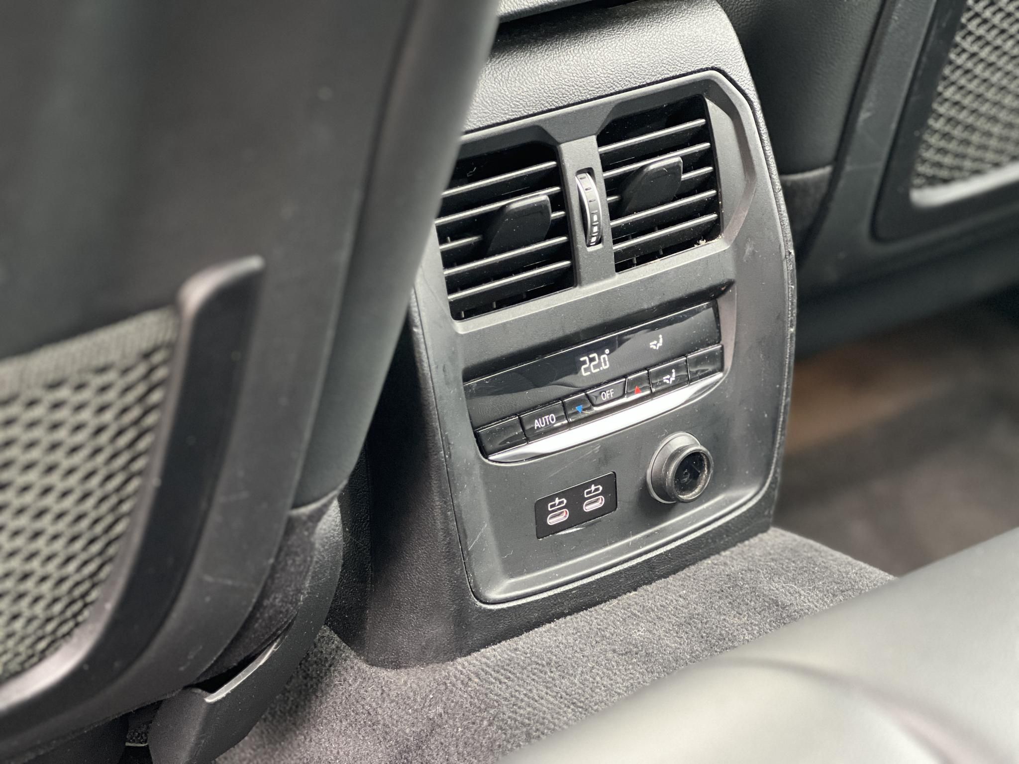 BMW 320d Advantage (Automata) Teljes nagyszerviz után!