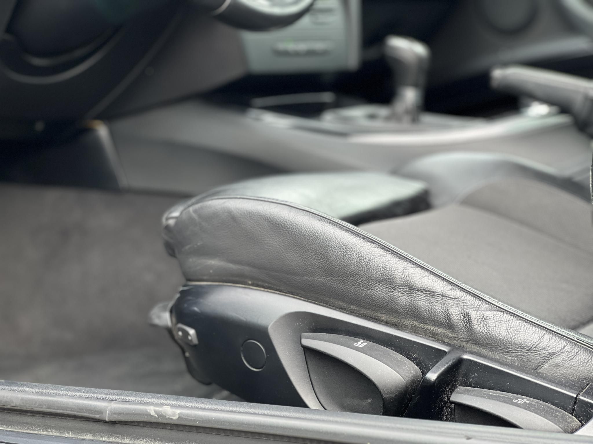 BMW 320d Napfénytető Xenon Ülésfűtés Combtámasz Navi PDC