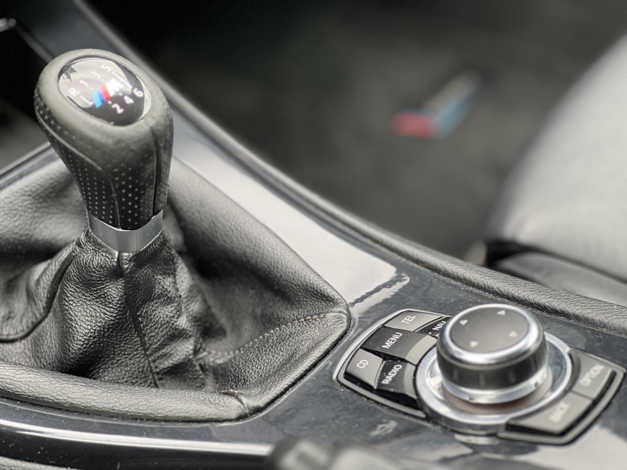 BMW 320d Napfénytető Xenon Ülésfűtés Combtámasz Navi PDC