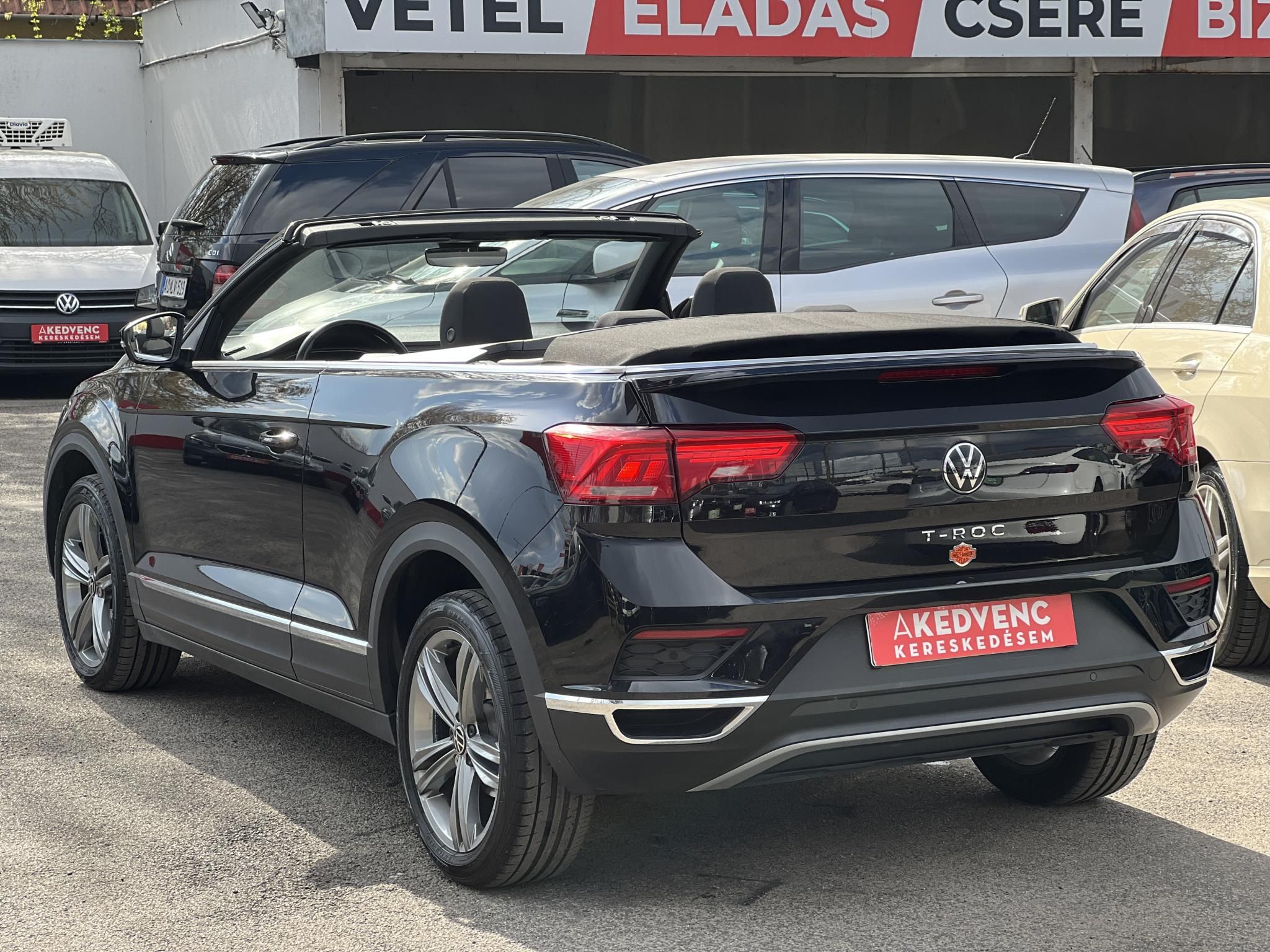 VOLKSWAGEN T-ROC Cabrio 1.5 TSI ACT Style DSG 39e km. Magyarországi. Márkaszervizelt. Újszerű állapot!