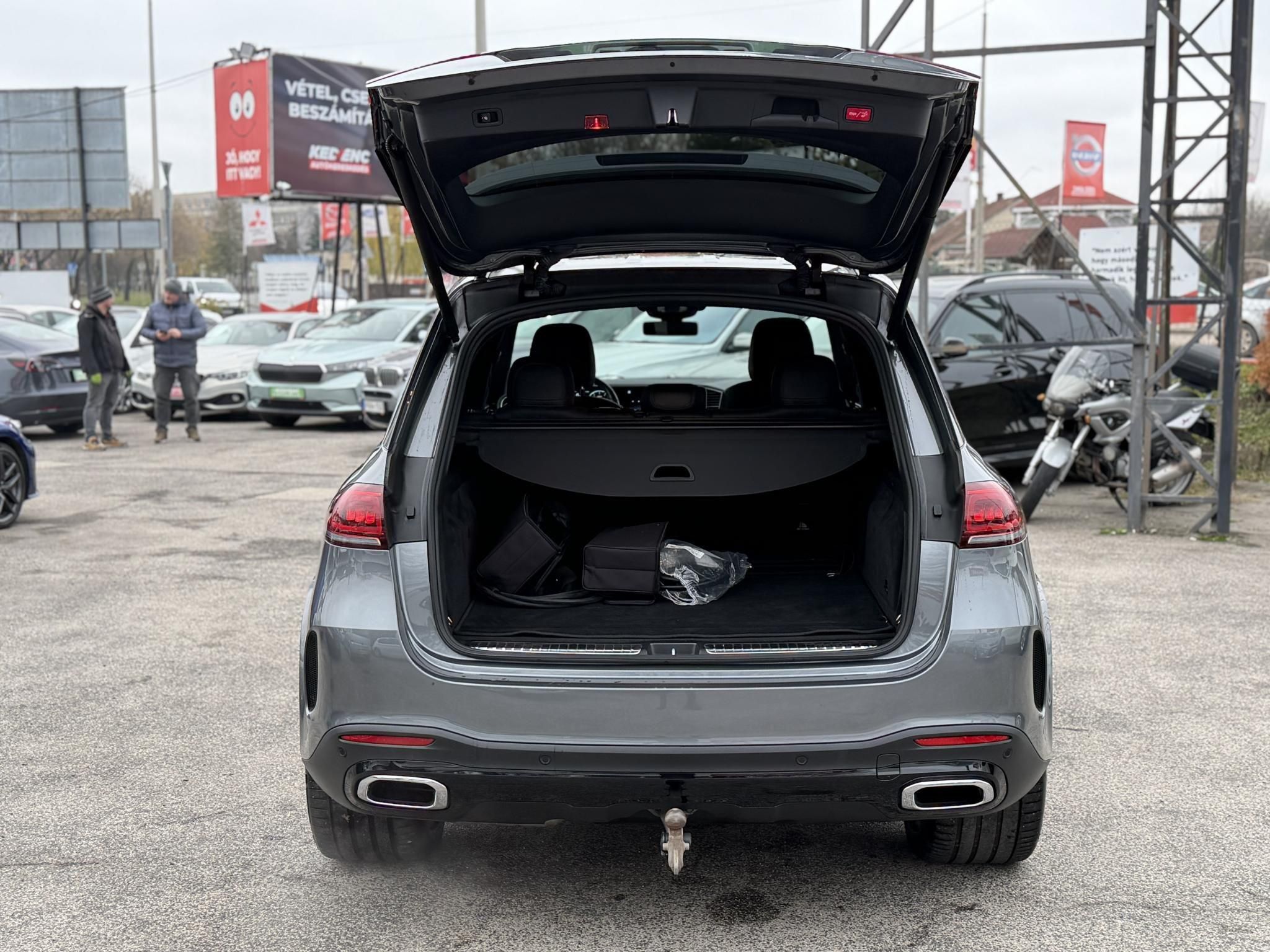 MERCEDES-BENZ GLE 350 de 4Matic 9G-TRONIC Plug-in hybrid AMG csomag. 100 km-es elektromos hatótáv. kitűnő állapot!