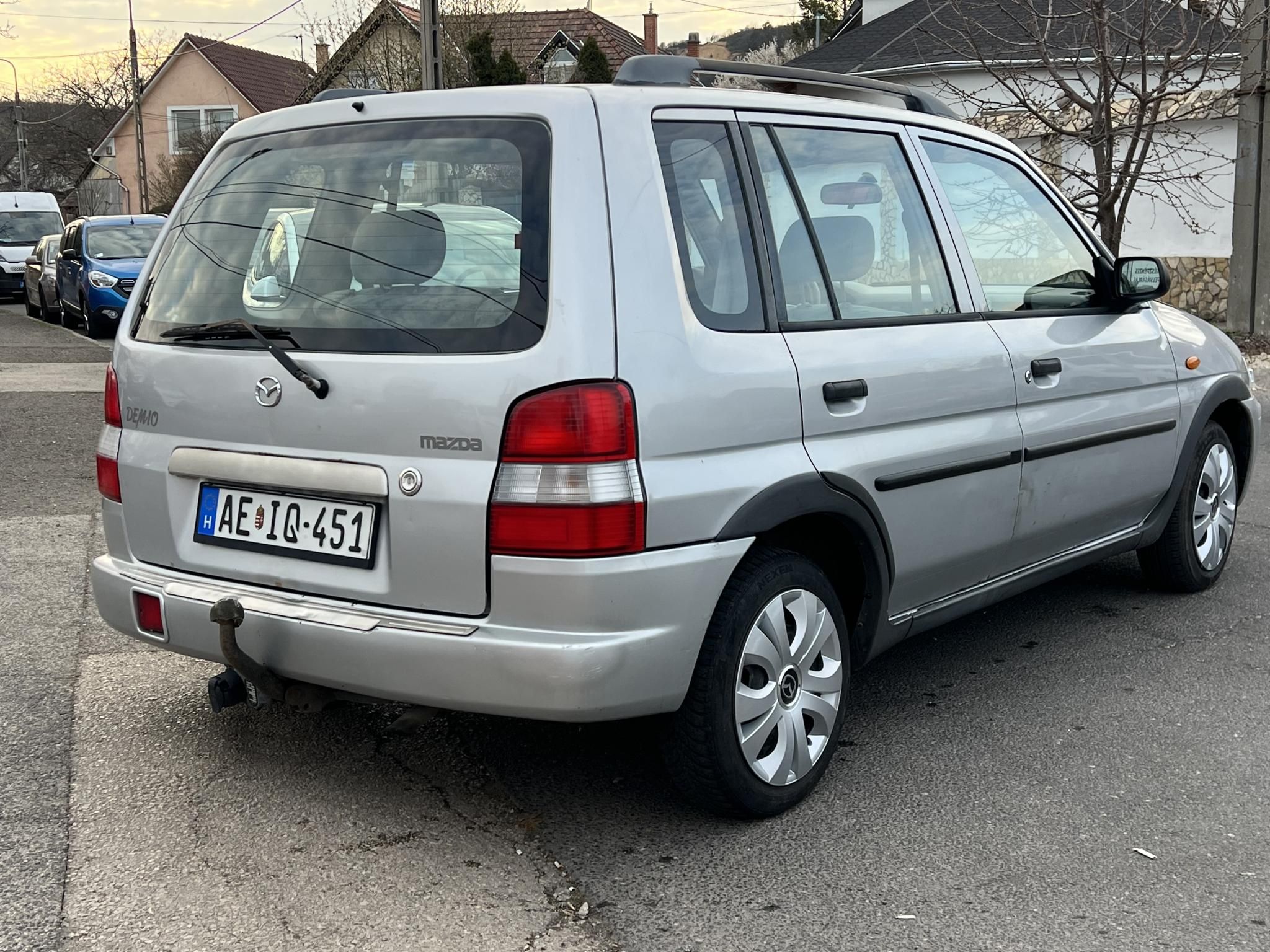 MAZDA DEMIO 1.3i GLX Comfort klíma. szervokormány. elektromos tükrök. 2027.11-ig műszaki
