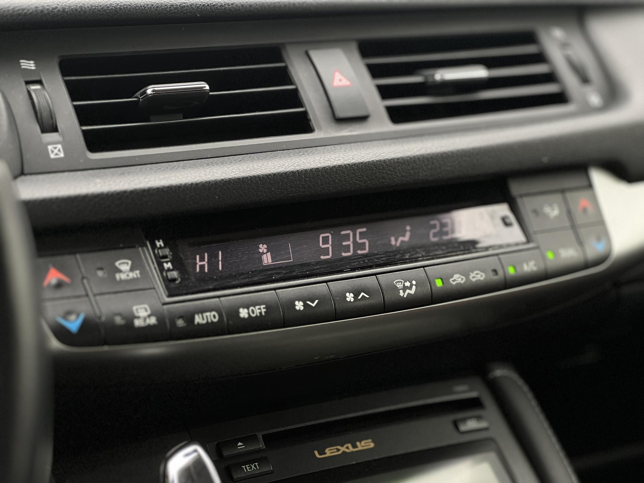 LEXUS CT 200h Comfort (Automata) 146e km. digit klíma. ülésfűtés. tempomat. kamera. megkímélt állapot!