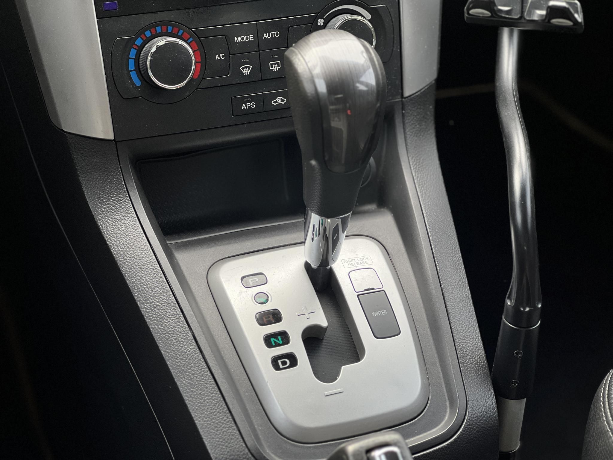 CHEVROLET CAPTIVA 3.2 V6 LT High (Automata) (7 személyes ) Klíma Tempomat Bluetooth Téli/nyári garnitúra!