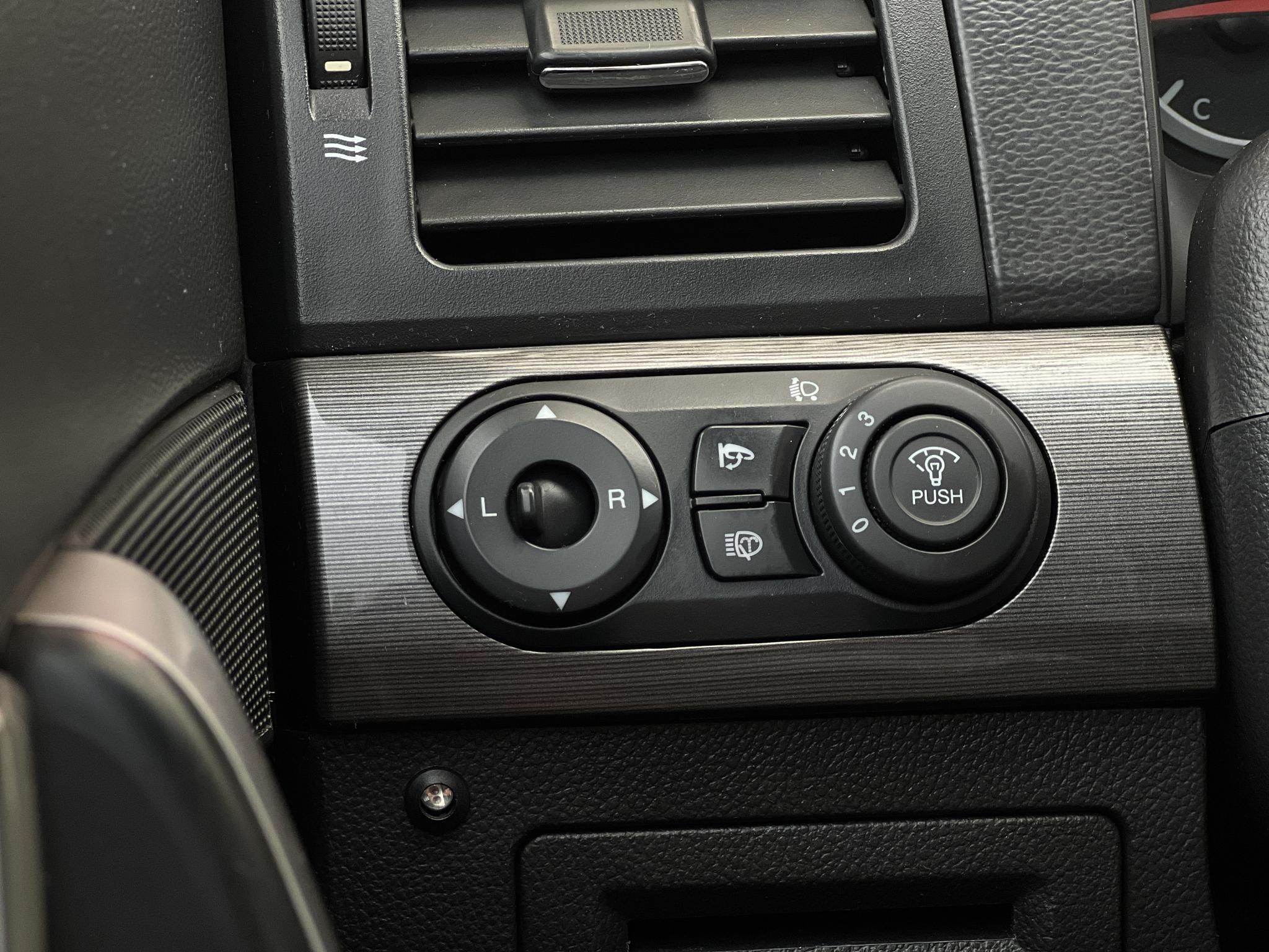 CHEVROLET CAPTIVA 3.2 V6 LT High (Automata) (7 személyes ) Klíma Tempomat Bluetooth Téli/nyári garnitúra!