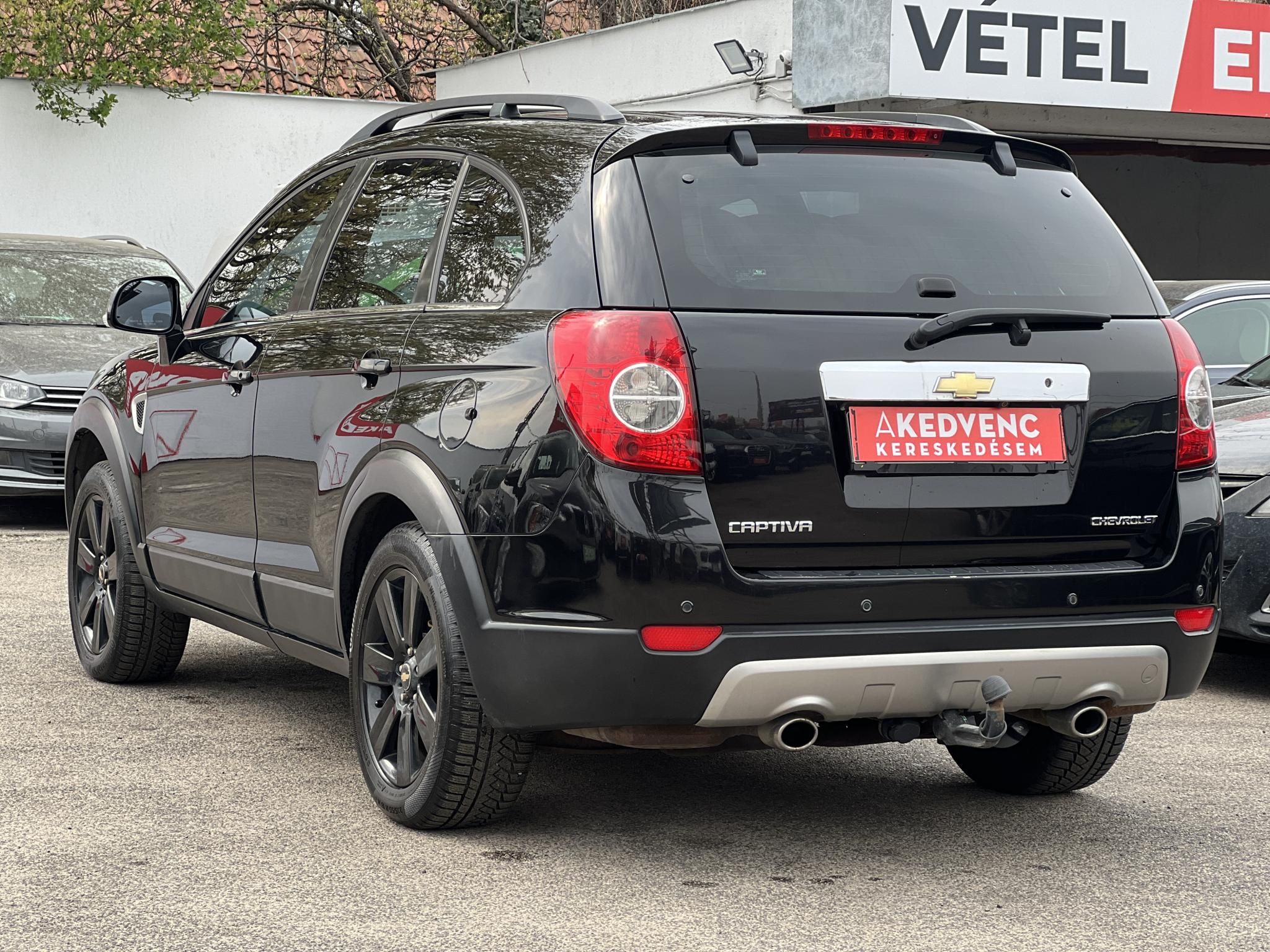 CHEVROLET CAPTIVA 3.2 V6 LT High (Automata) (7 személyes ) Klíma Tempomat Bluetooth Téli/nyári garnitúra!