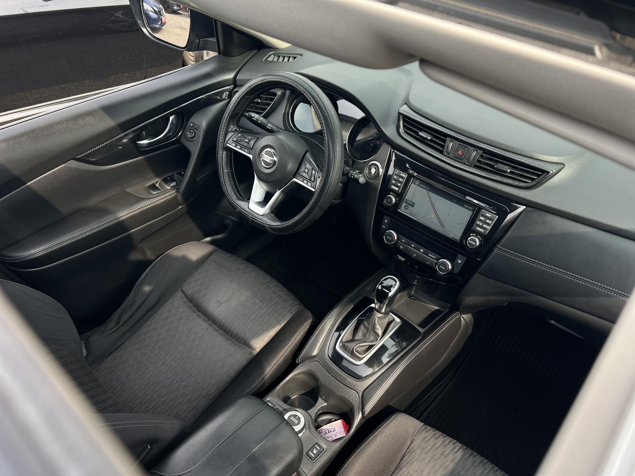 NISSAN X-TRAIL 2.0 dCi Acenta 4x4 Xtronic 155e km. panorámatető. tempomat. sávtartó. ülésfűtés. 360kamera. vonóhorog!