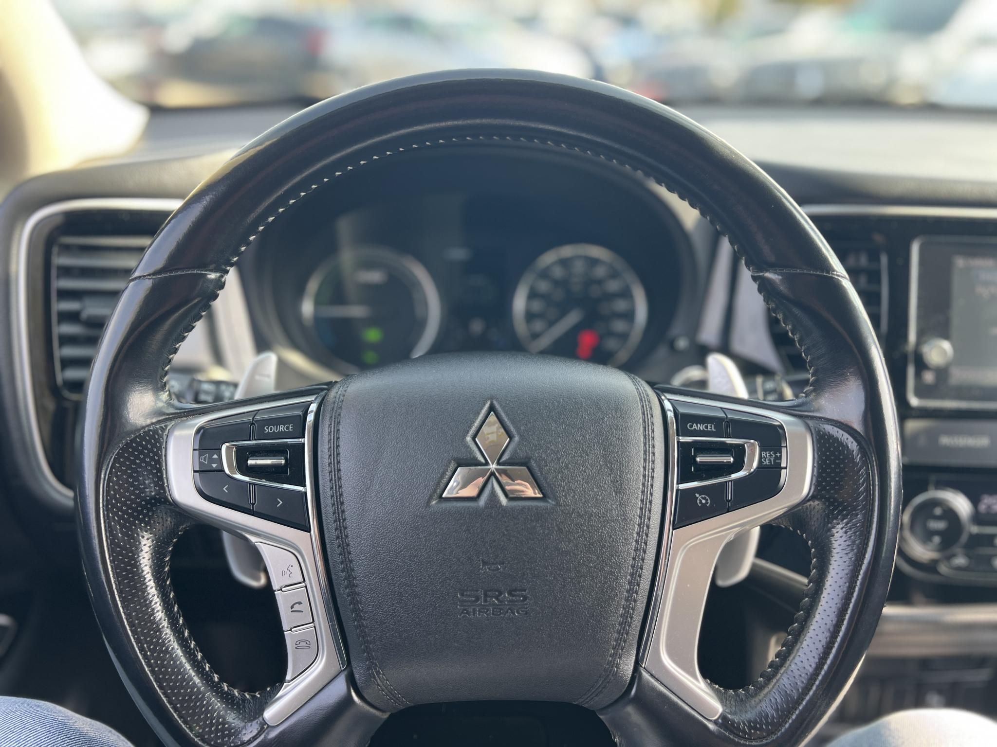 MITSUBISHI OUTLANDER 2.0 PHEV Intense Plus 4WD CVT