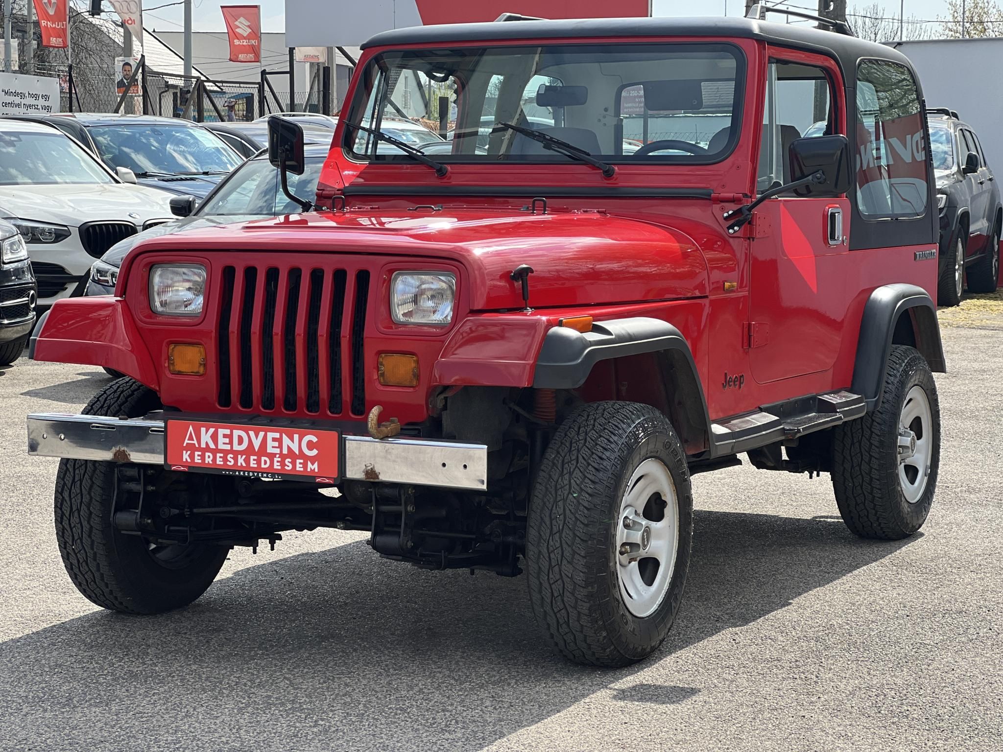 JEEP WRANGLER Hard Top 2.5 Nagyon szép karosszéria. európai kivitel. karbantartott