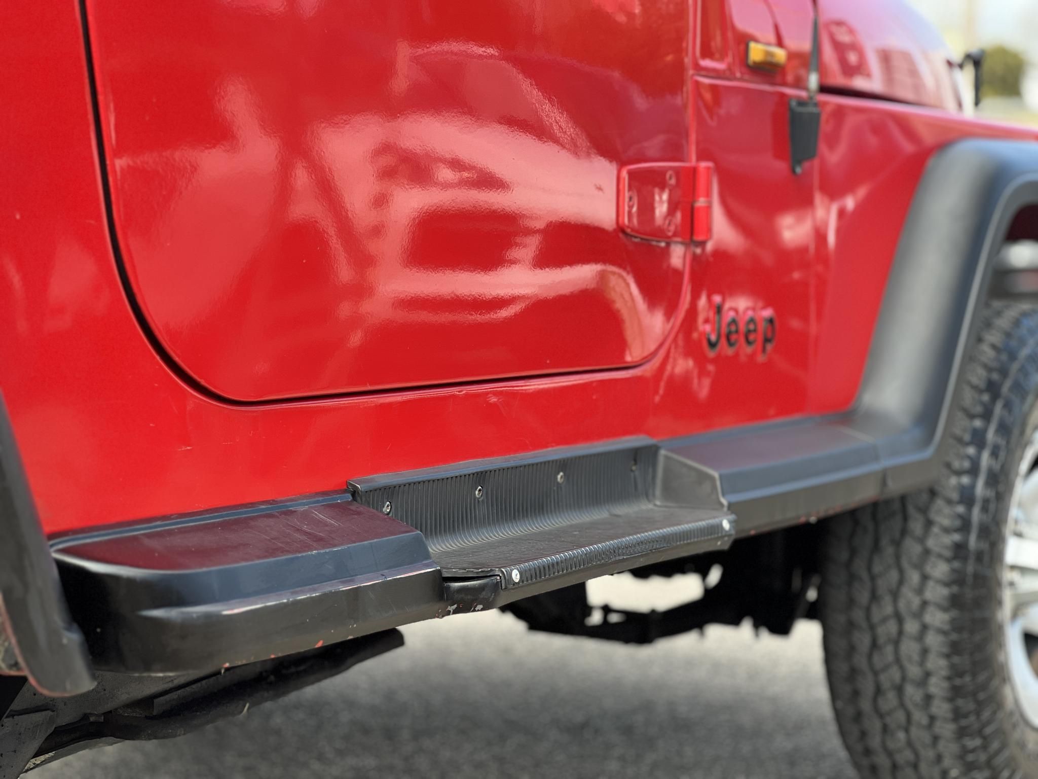 JEEP WRANGLER Hard Top 2.5 Nagyon szép karosszéria. európai kivitel. karbantartott