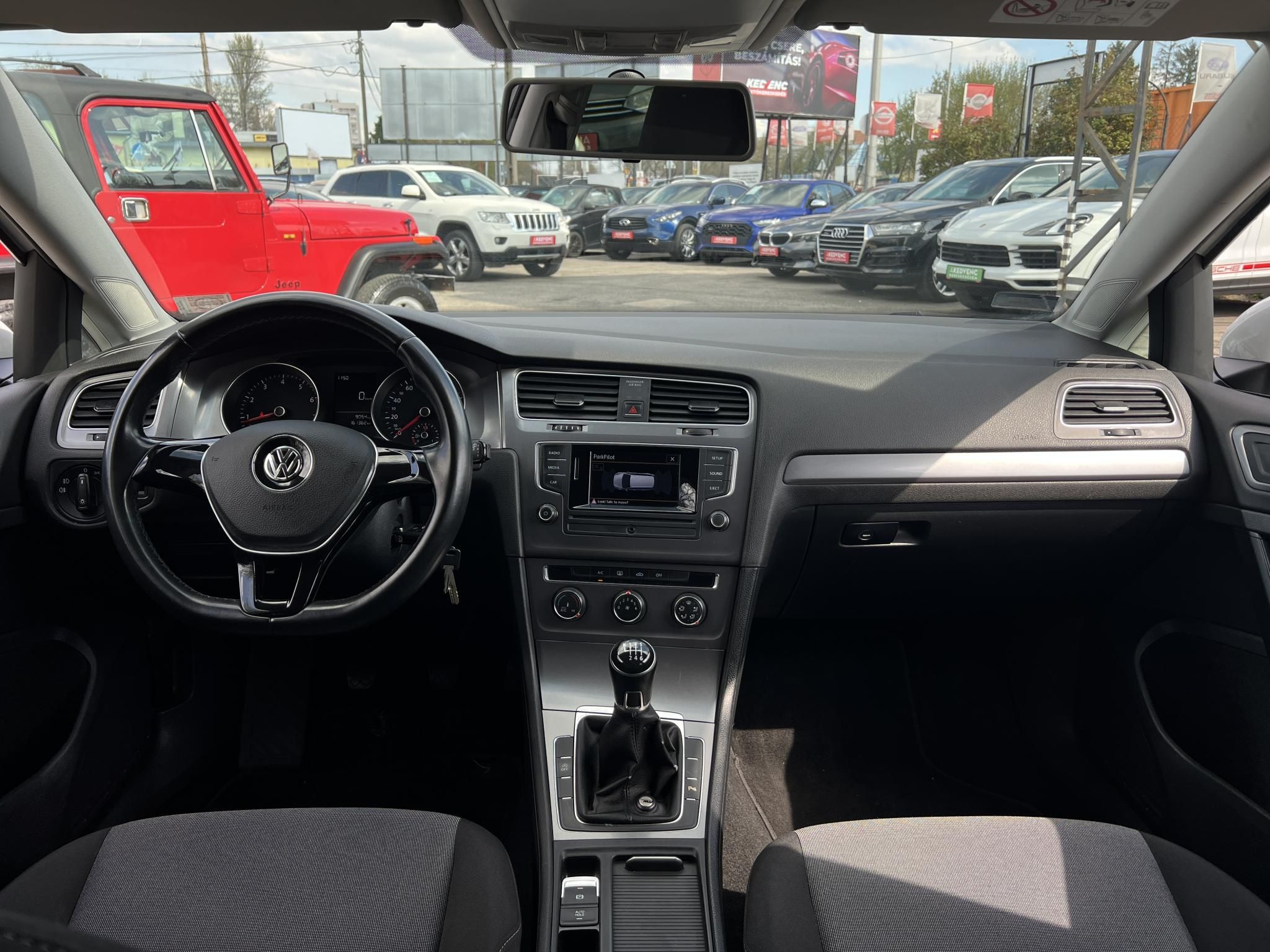 VOLKSWAGEN GOLF VII Variant 1.4 TSi BMT Comfortline Balesetmentes. végig vezetett szervíz. magyarországi 1. tulajtól