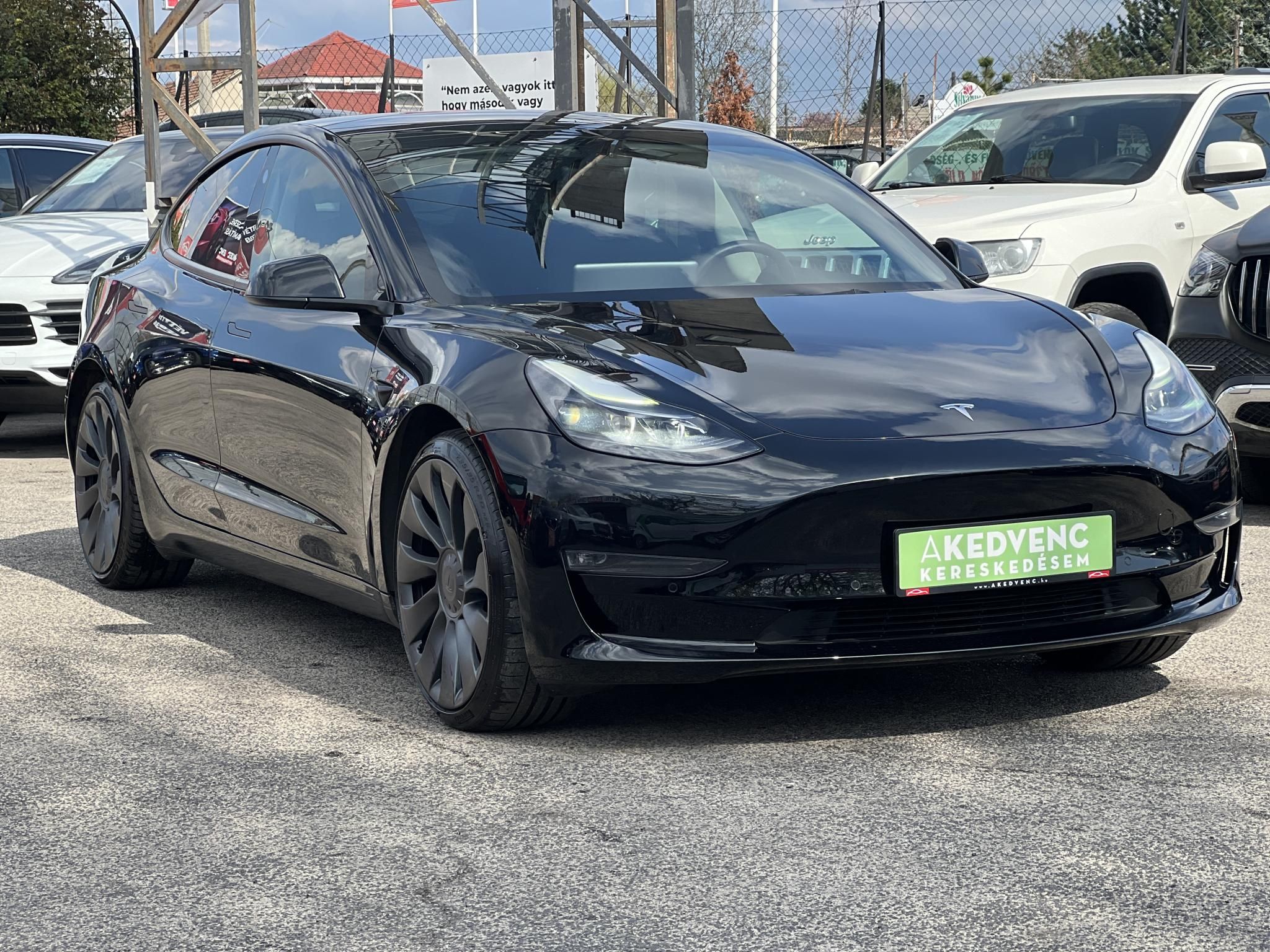 TESLA MODEL 3 Performance AWD (Automata) Hőszivattyú. garanciális!
