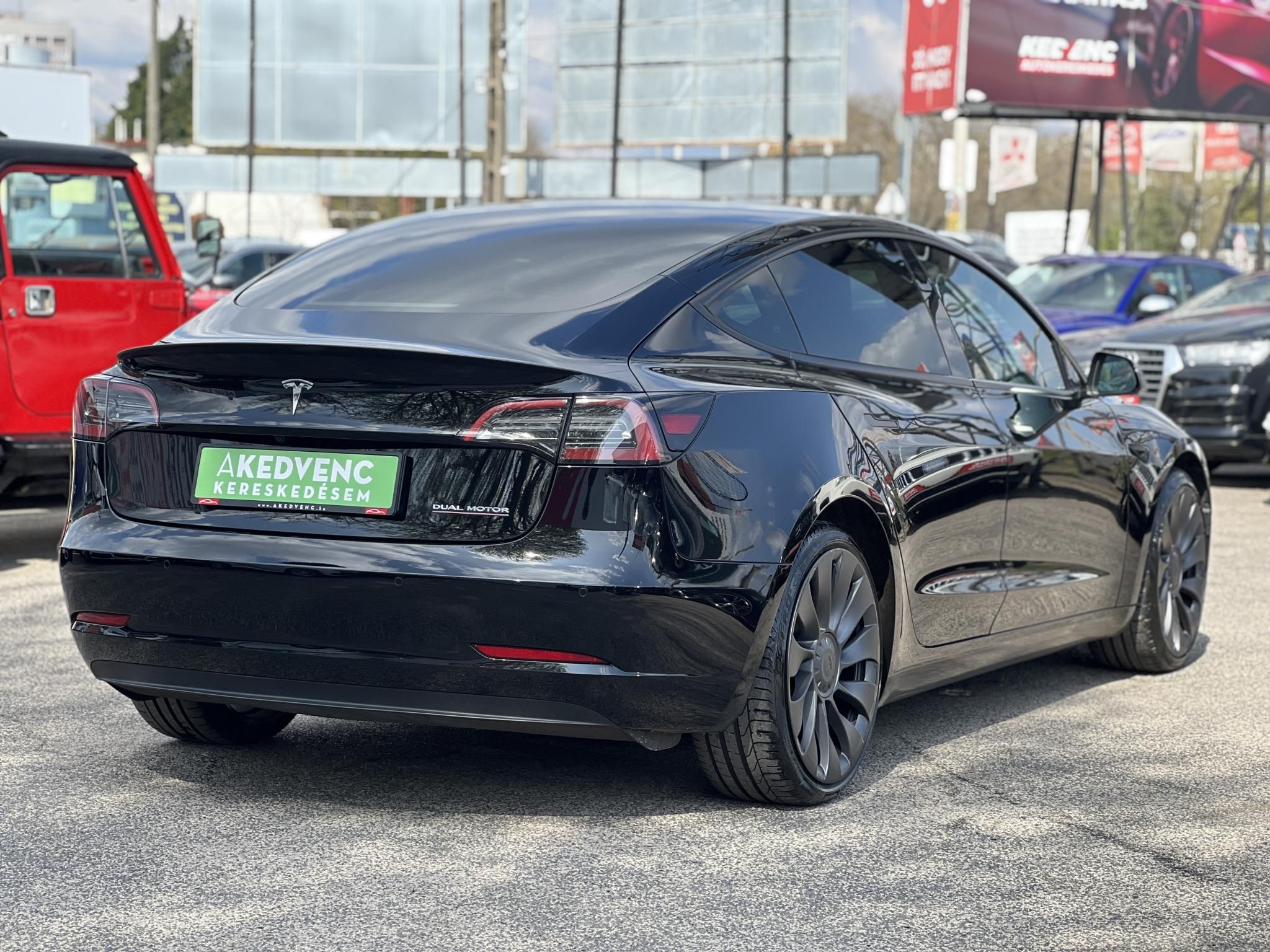 TESLA MODEL 3 Performance AWD (Automata) Hőszivattyú. garanciális!