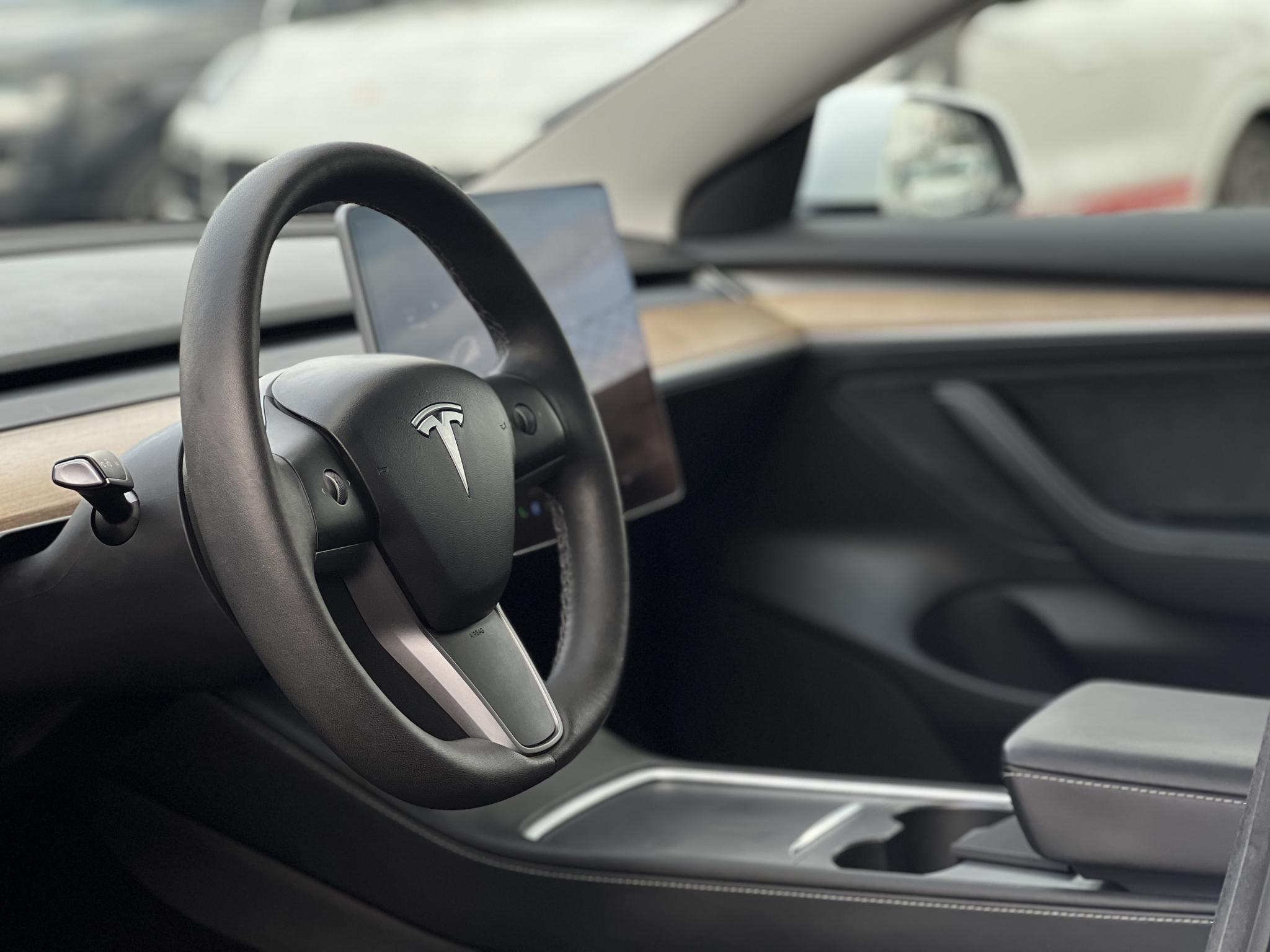 TESLA MODEL 3 Long Range AWD (Automata) 63e km. 2029-ig garanciális. 550 km-es hatótáv!