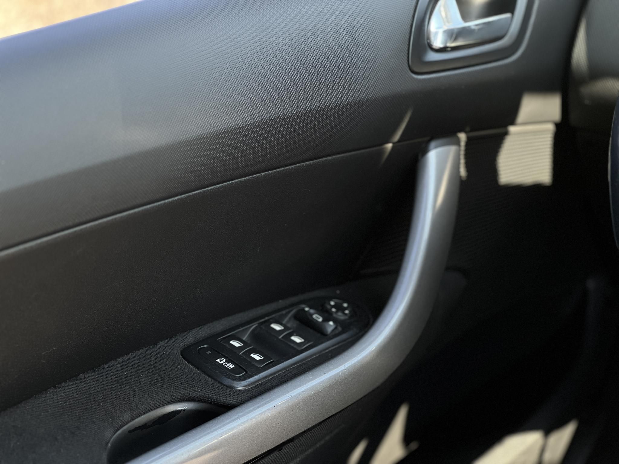 PEUGEOT 308 1.6 e-HDi Active Magyarországi. vezérlés cserélve. friss műszaki vizsga!