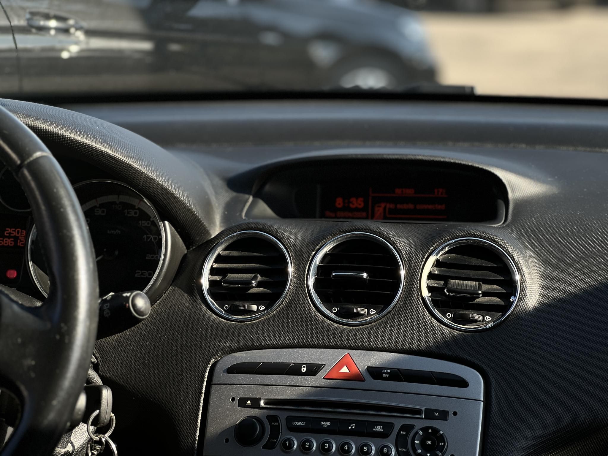 PEUGEOT 308 1.6 e-HDi Active Magyarországi. vezérlés cserélve. friss műszaki vizsga!