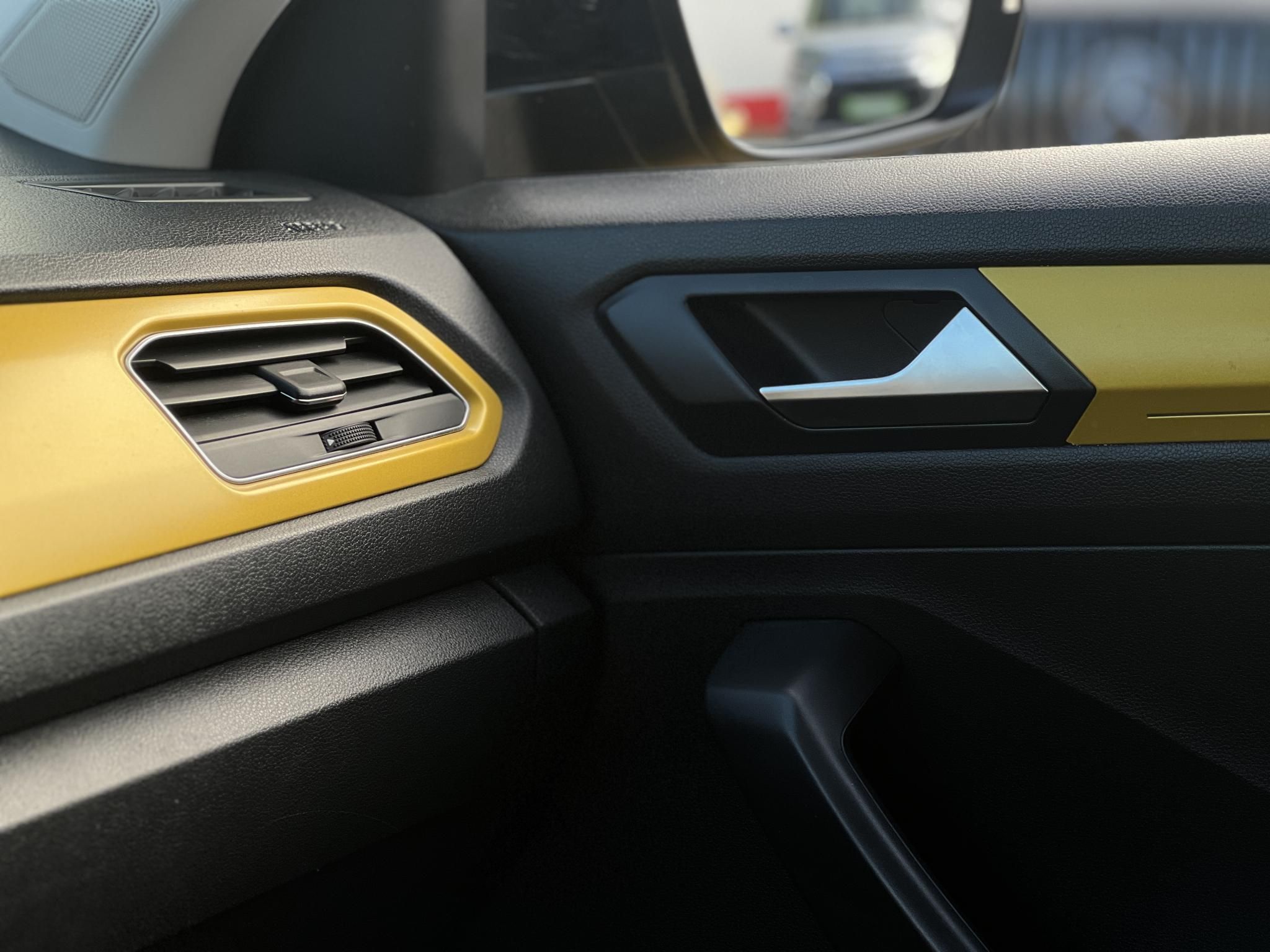 VOLKSWAGEN T-ROC 1.5 TSI ACT Style DSG 140e km. Magyarországi. Friss műszaki vizsga!