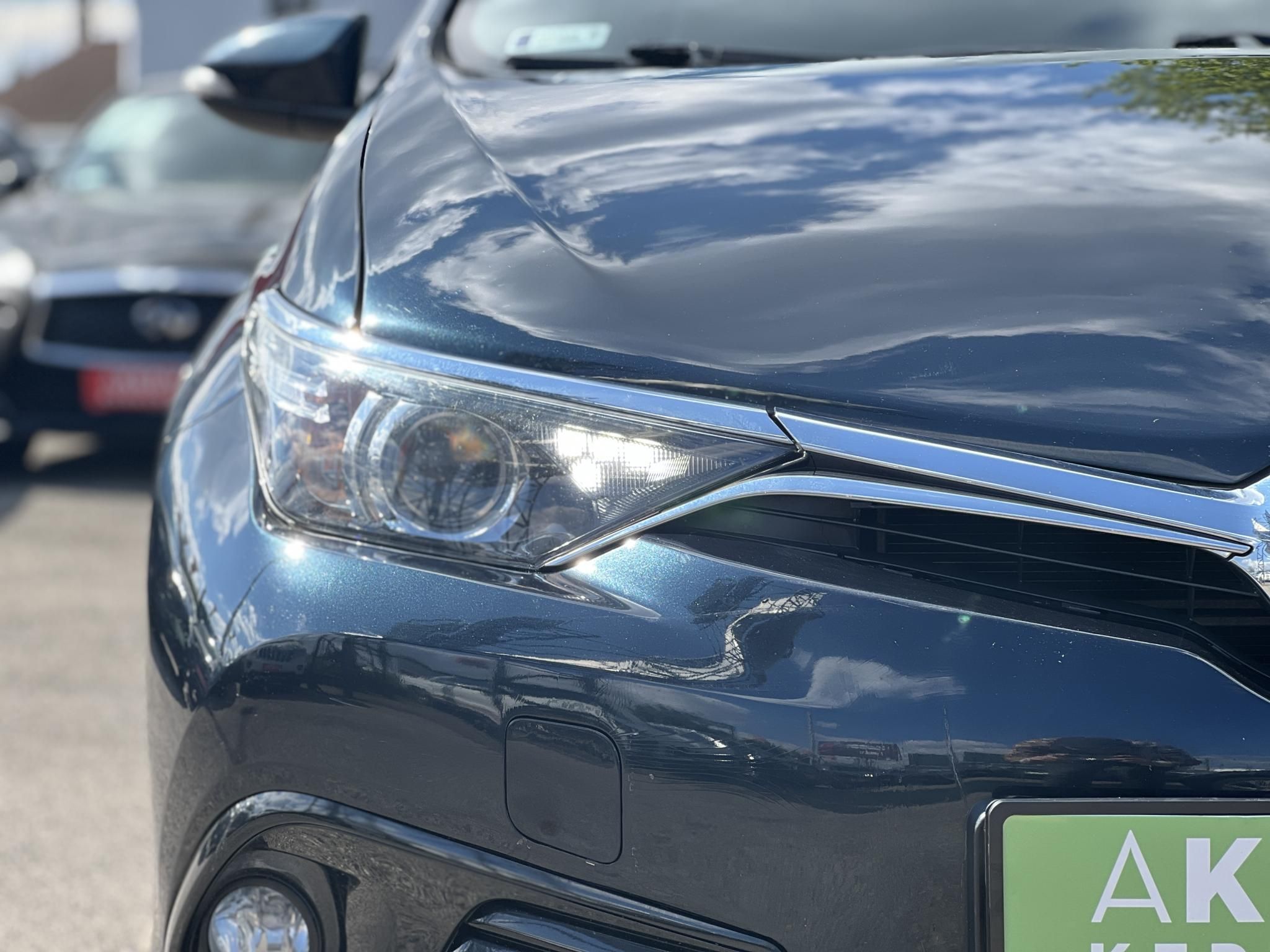 TOYOTA AURIS Touring Sports 1.8 HSD Selection (Automata)