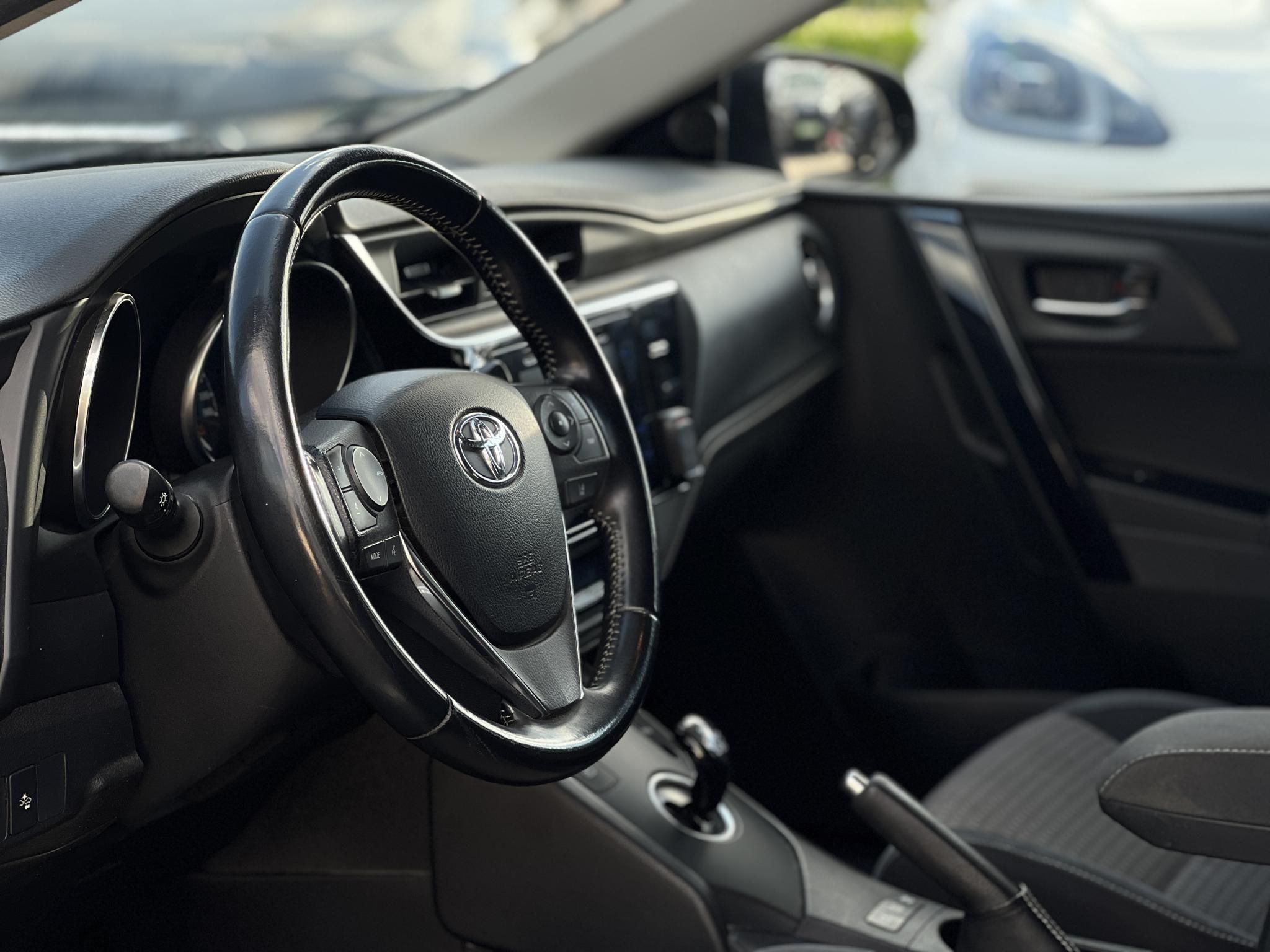 TOYOTA AURIS Touring Sports 1.8 HSD Selection (Automata)