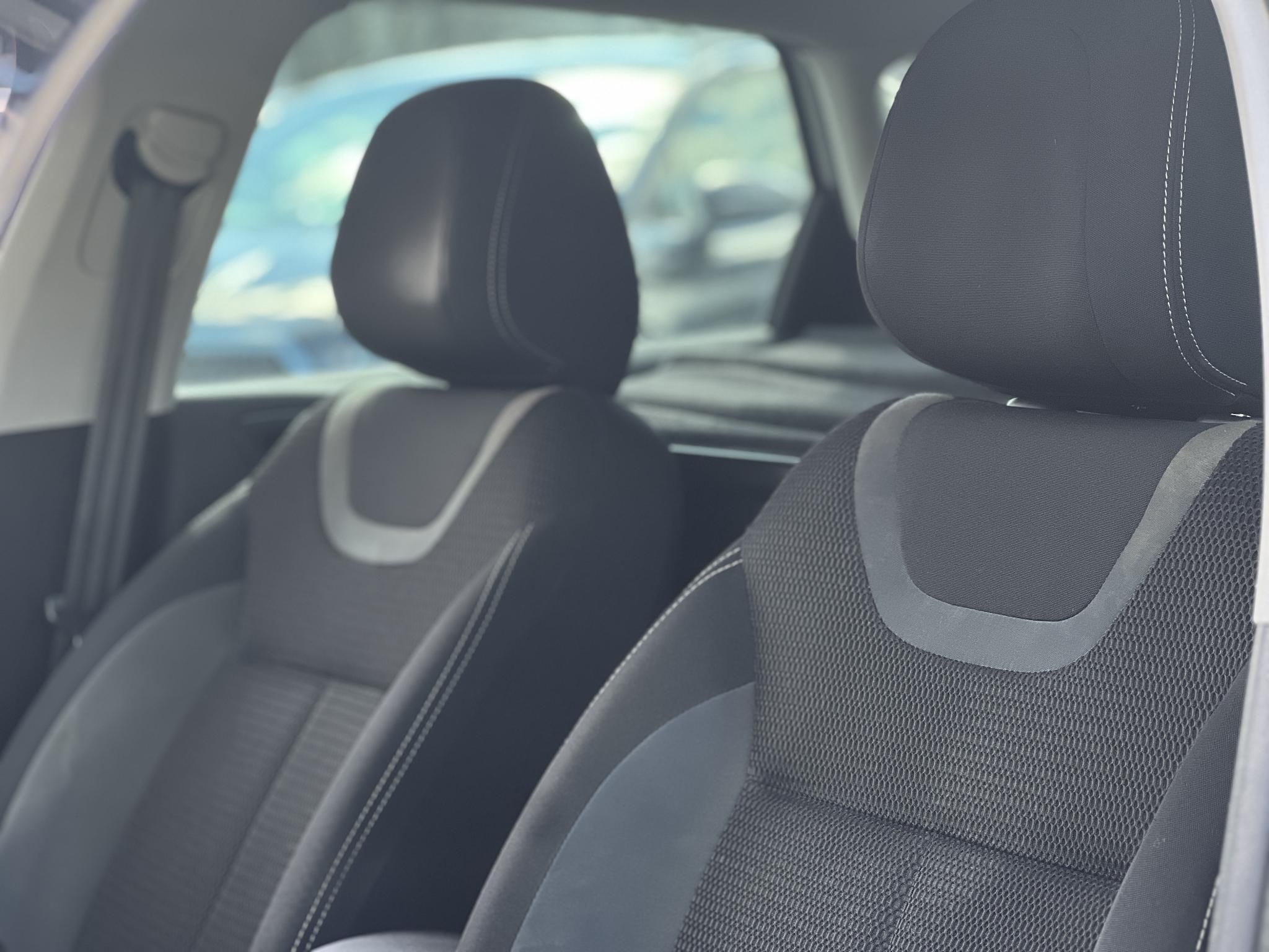 CITROEN C4 1.6 BlueHDi Profi Feel ÁFÁS! TGK! Klíma Tempomat Bluetooth Carplay