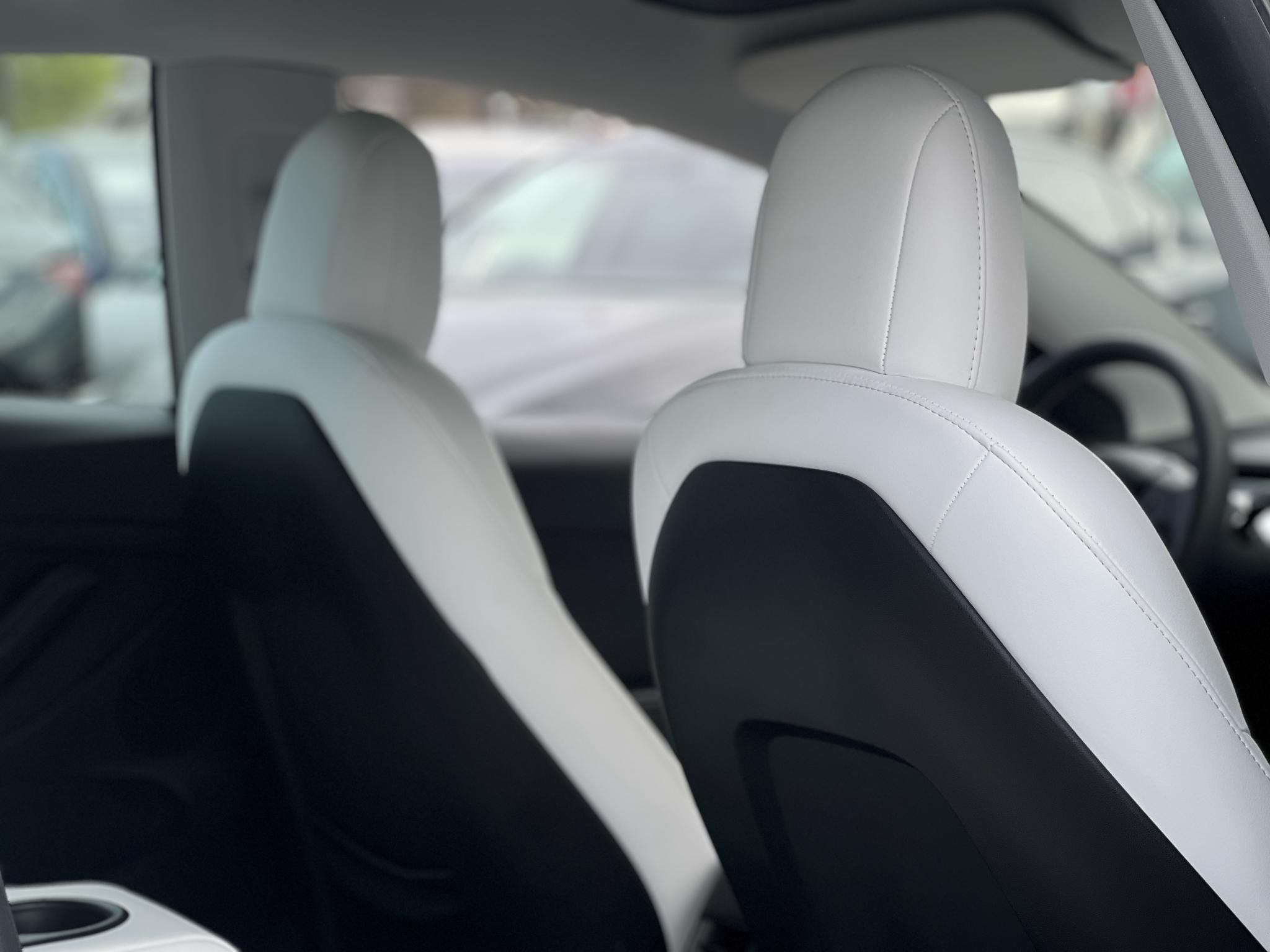 TESLA MODEL 3 Long Range AWD (Automata) 63e km. sérülésmentes. mátrix LED. hőszivattyú. premium hifi. FEHÉR BELSŐ!