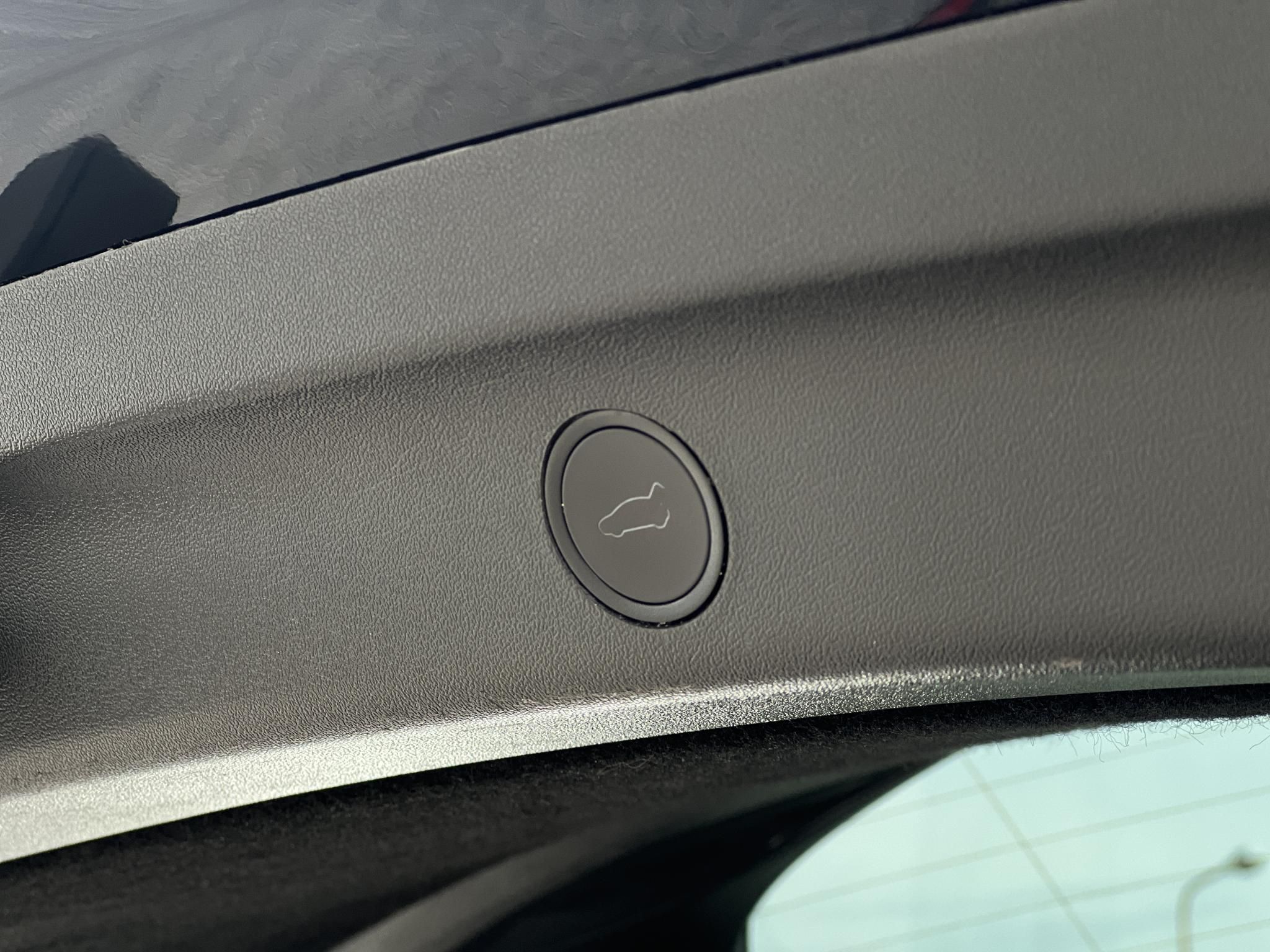 TESLA MODEL Y Performance AWD (Automata)