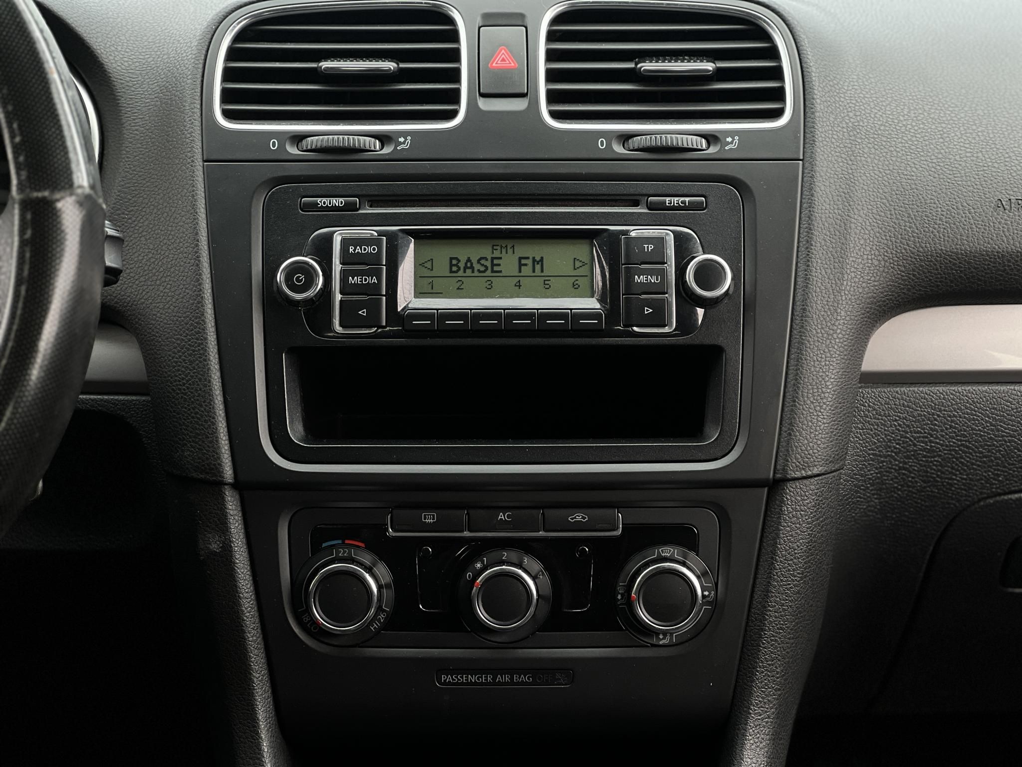 VOLKSWAGEN GOLF VI 1.4 Trendline klima