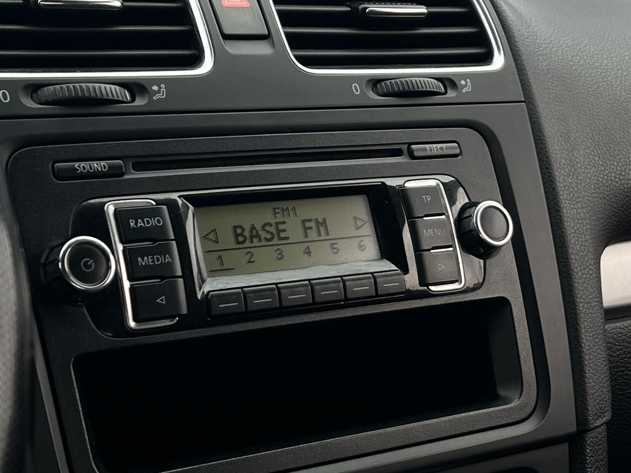 VOLKSWAGEN GOLF VI 1.4 Trendline klima