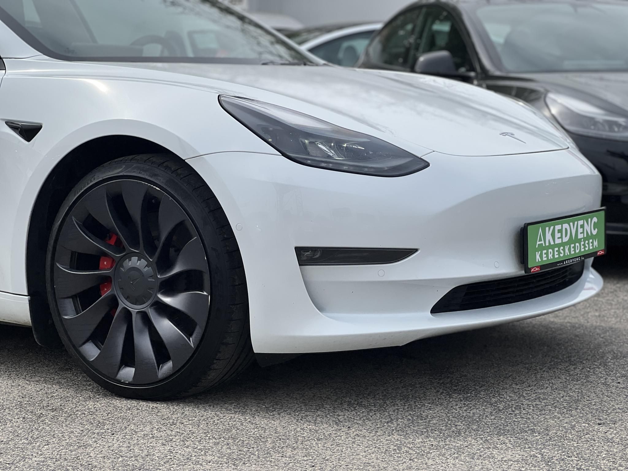 TESLA MODEL 3 Performance AWD (Automata) MÁTRIX LED. hőszivattyú. garanciális!