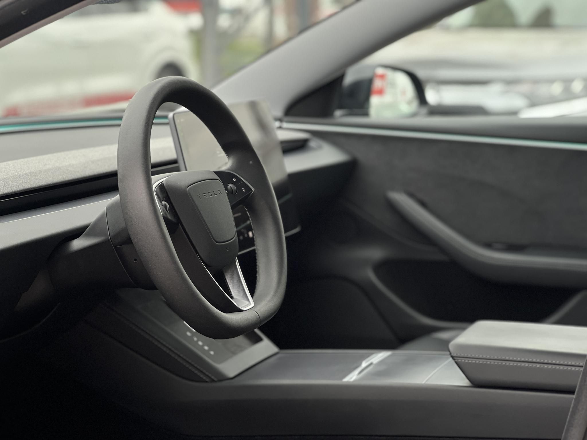 TESLA MODEL 3 Long Range AWD (Automata) HIGHLAND. EAP! LED mátrix. gyári garancia 2031-ig!