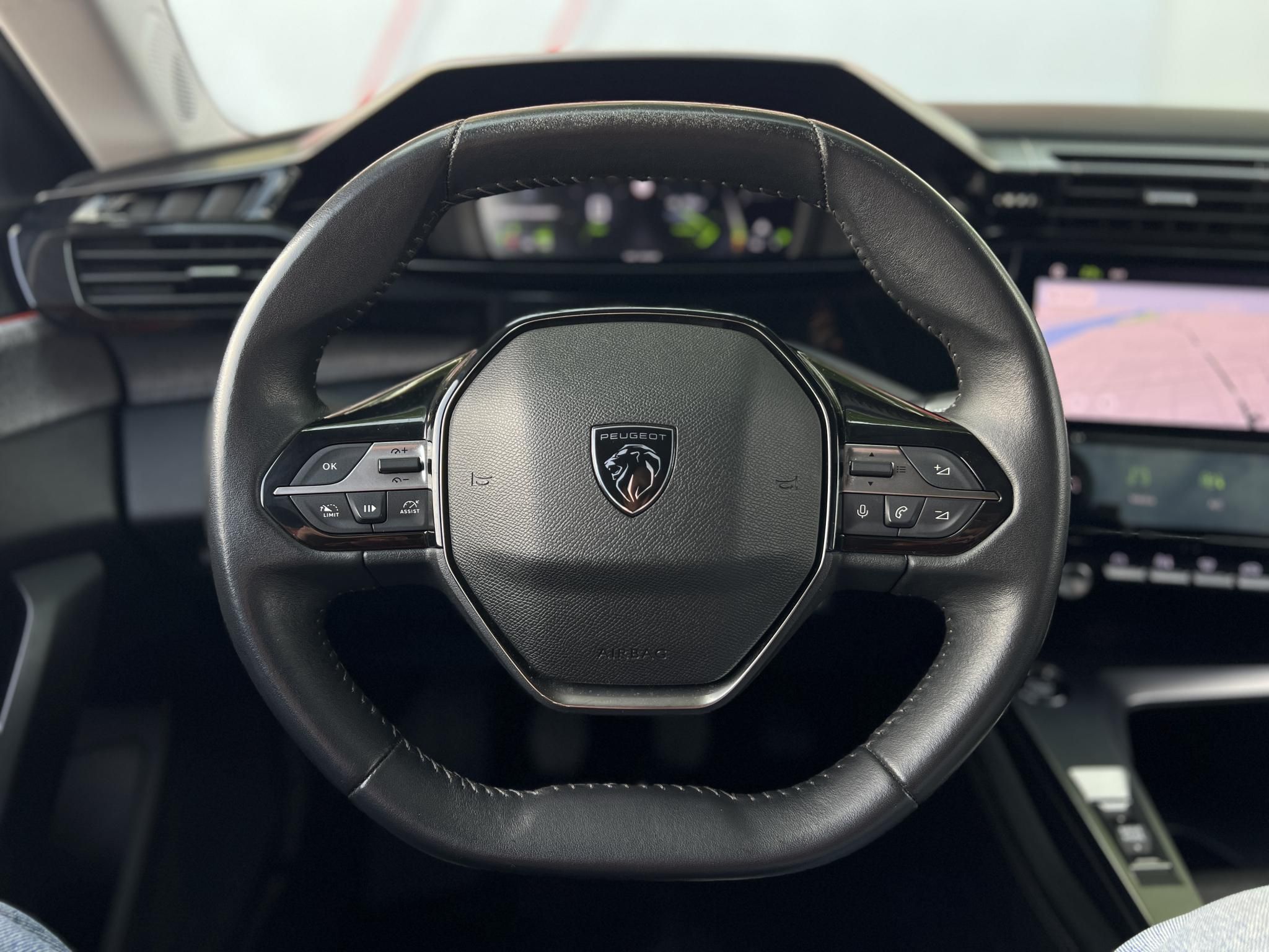 PEUGEOT 308 SW 1.5 BlueHDi Allure LED Tempomat Navi Mirrorscreen Bluetooth 360kamera