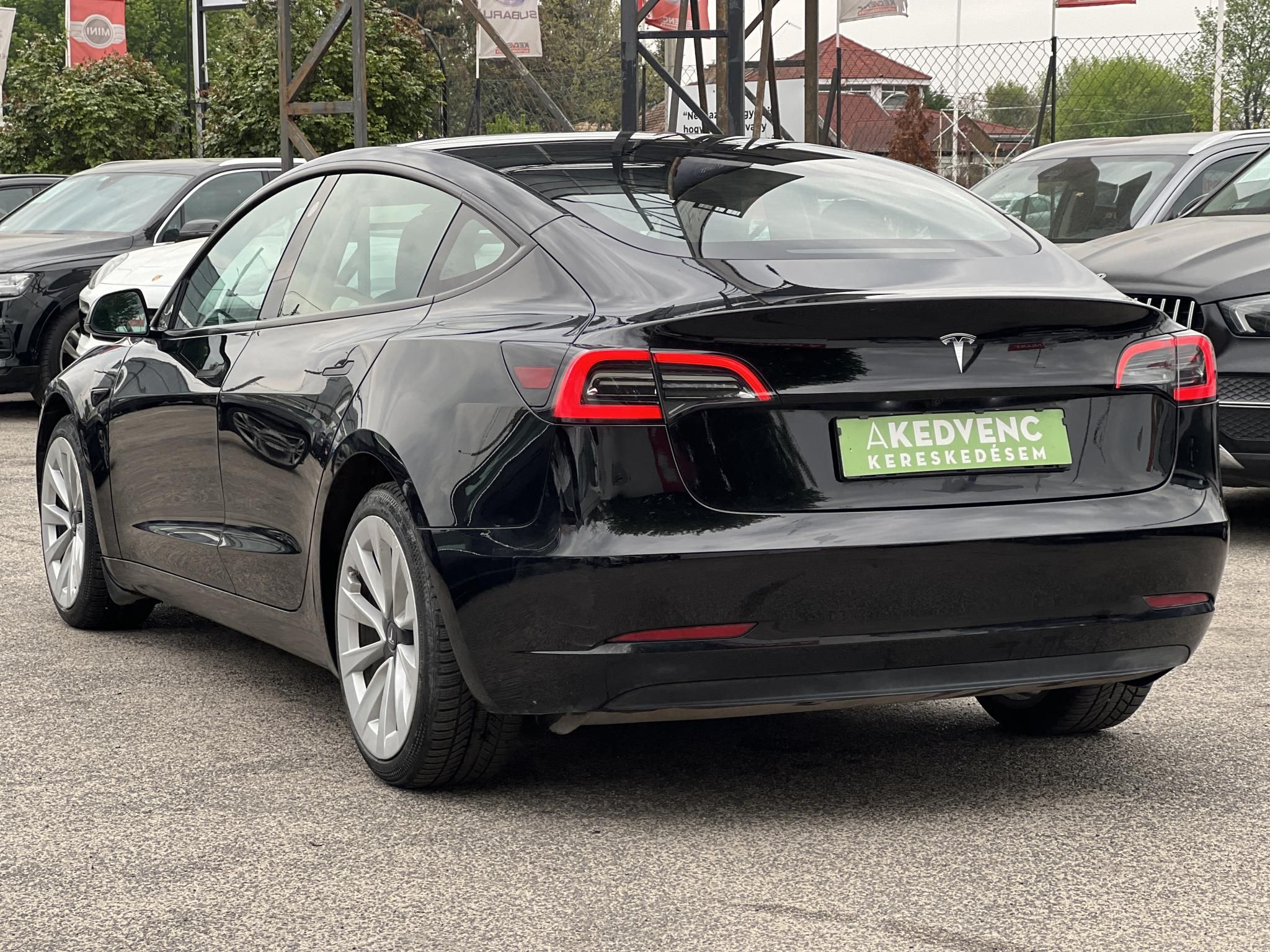 TESLA MODEL 3 RWD (Automata) 36e km. Ryzen. 19 sport felni. 2030-ig gyári garancia!