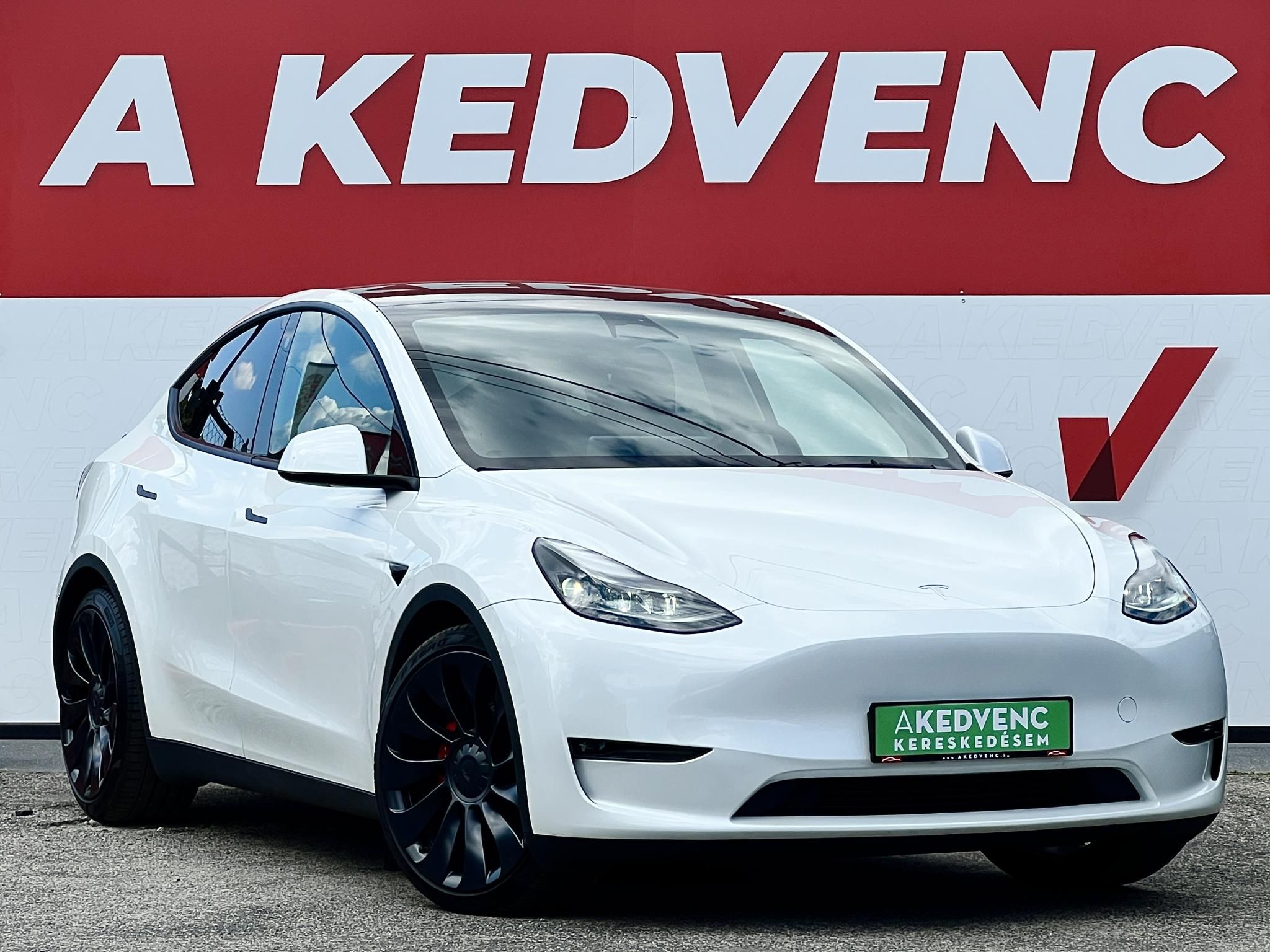 TESLA MODEL Y Performance AWD (Automata) 57e km. EAP. AMD Ryzen. mátrix LED. hőszivattyú. 21-es Überturbine felnikkel