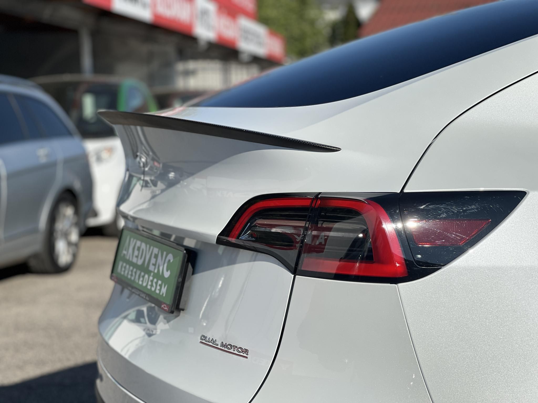 TESLA MODEL Y Performance AWD (Automata) 57e km. EAP. AMD Ryzen. mátrix LED. hőszivattyú. 21-es Überturbine felnikkel