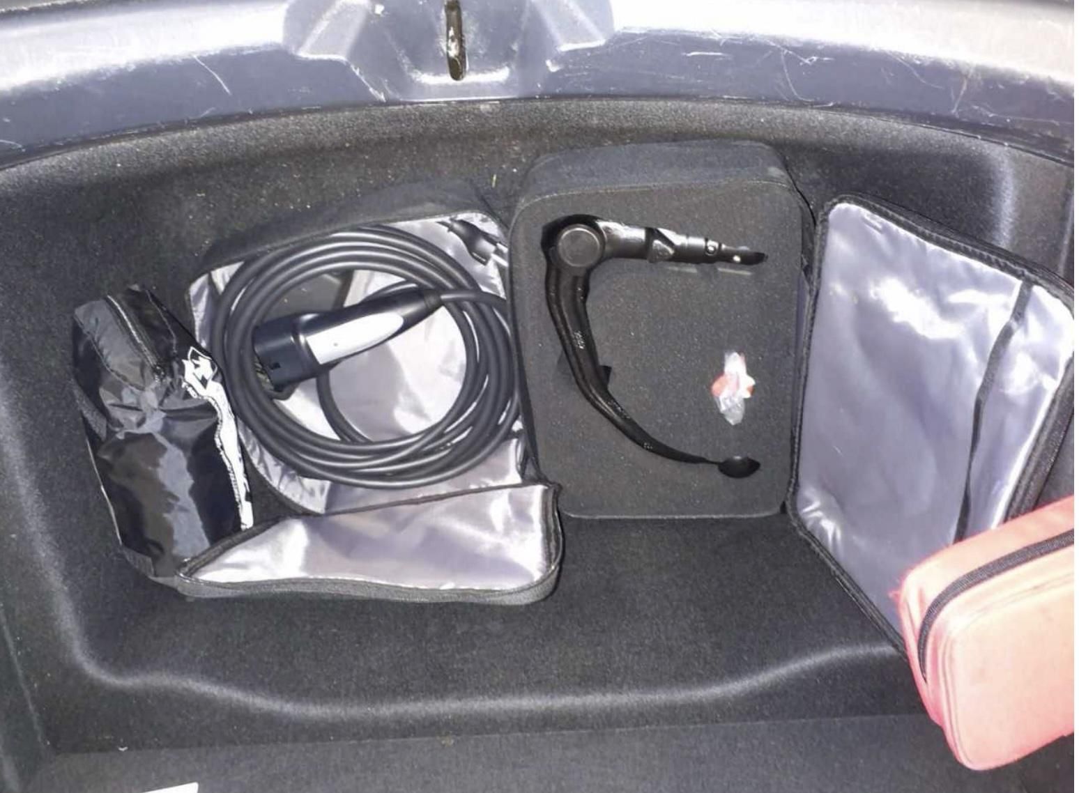 TESLA MODEL 3 Long Range AWD (Automata) Gyári akku és hajtásgarancia!