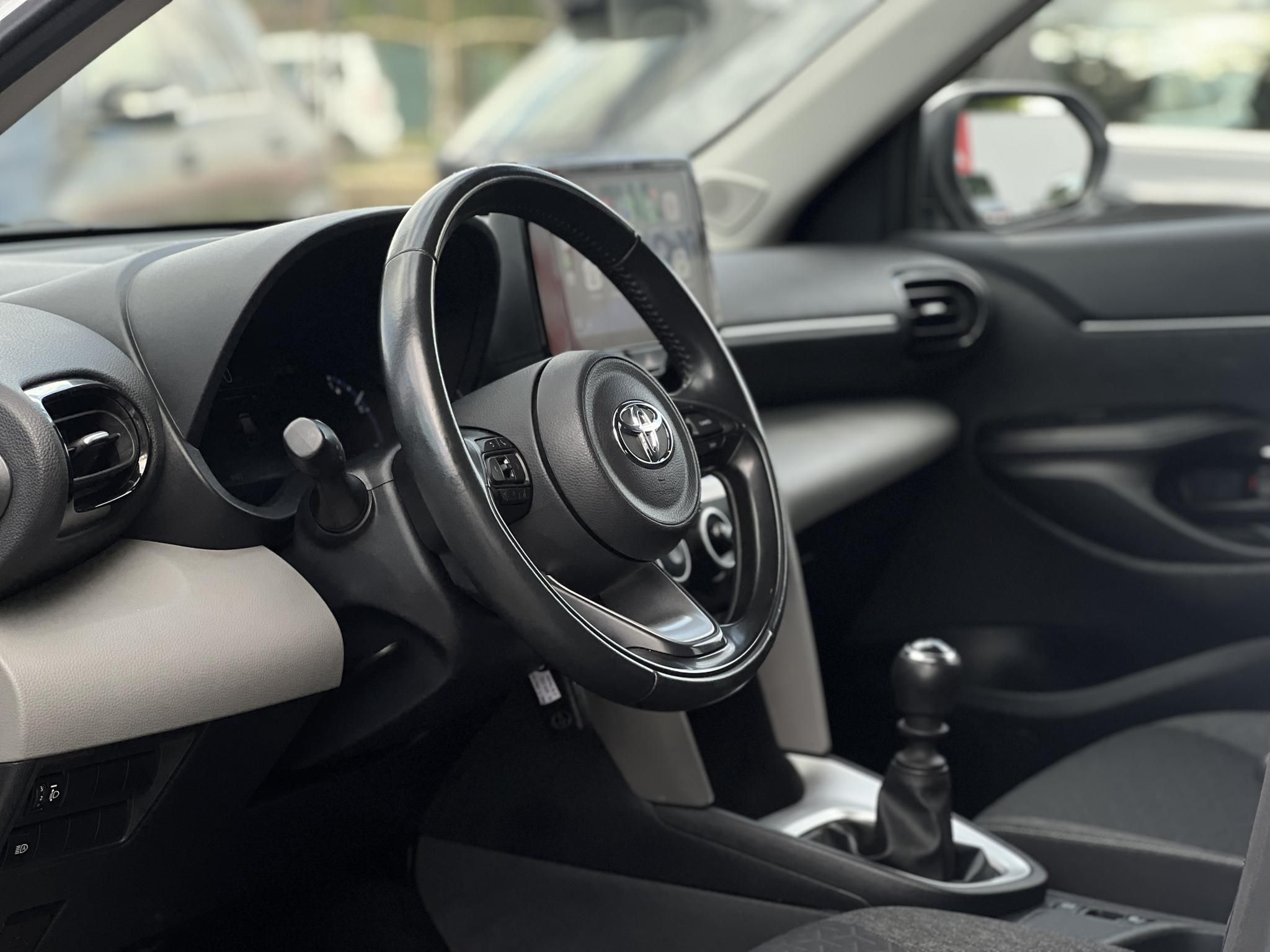 TOYOTA YARIS CROSS 1.5 VVT-i Active Gyári garancia Carplay Űlésfűtés 42e km!