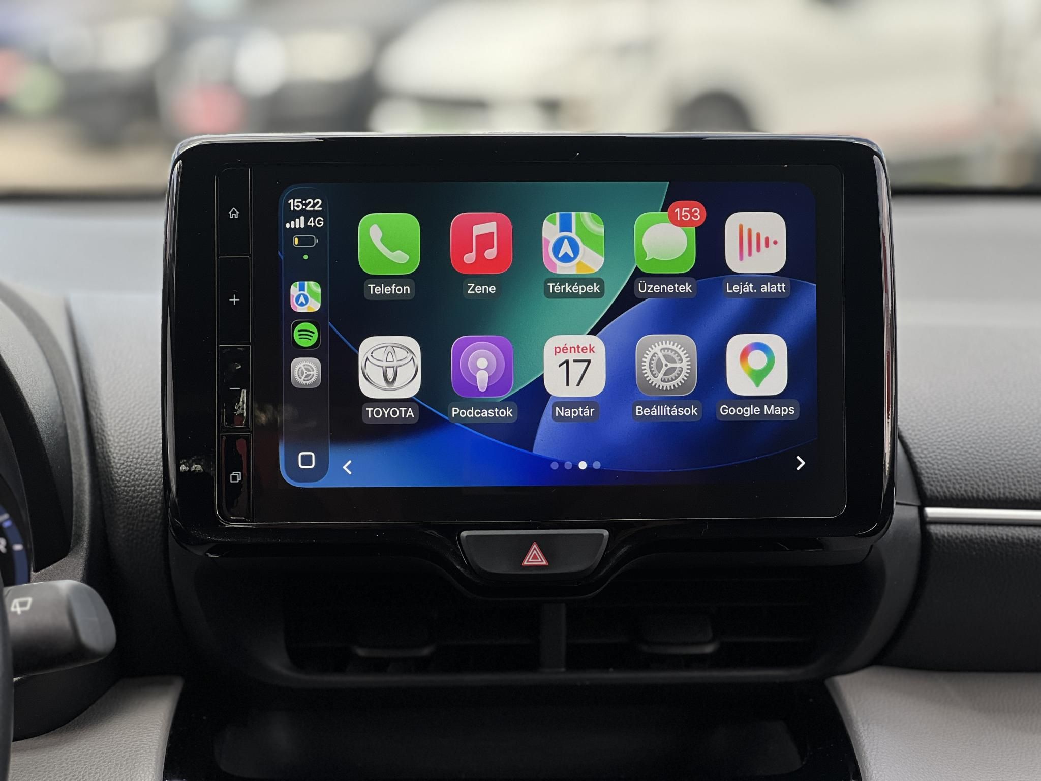 TOYOTA YARIS CROSS 1.5 VVT-i Active Gyári garancia Carplay Űlésfűtés 42e km!