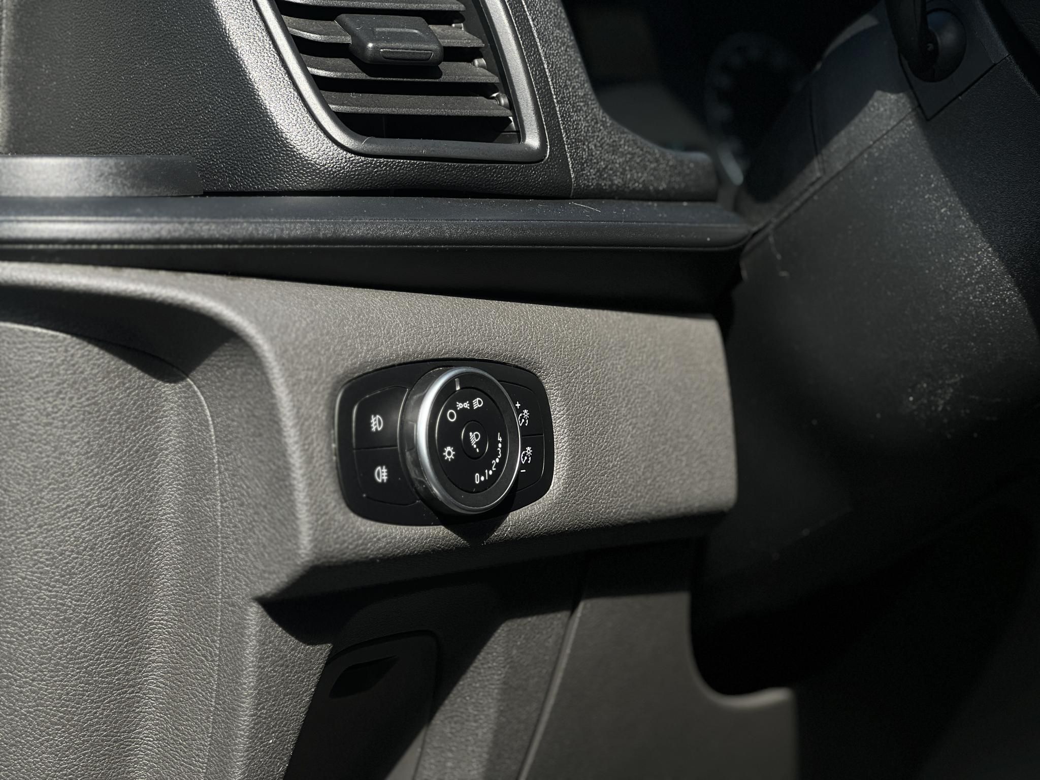 FORD TRANSIT 2.0 TDCi 290 MWB Trend