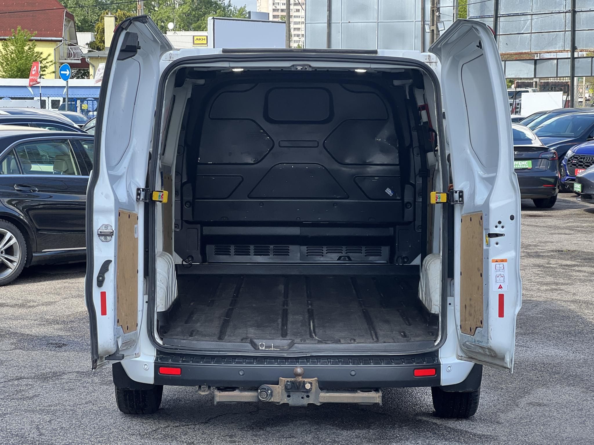 FORD TRANSIT 2.0 TDCi 290 MWB Trend