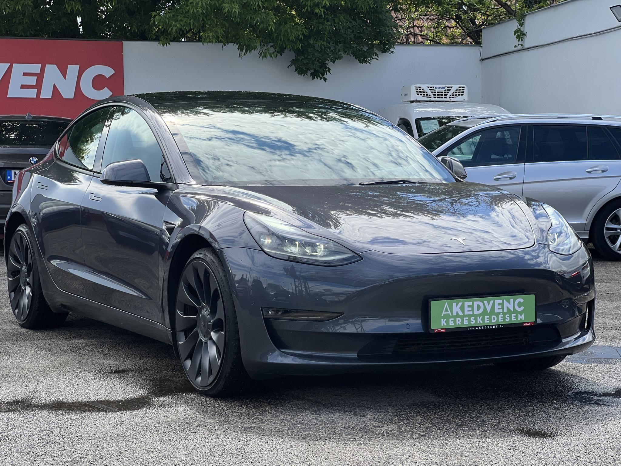 TESLA MODEL 3 Performance AWD (Automata) Mátrix LED. Hőszivattyús. gyári garanciális 2029-ig