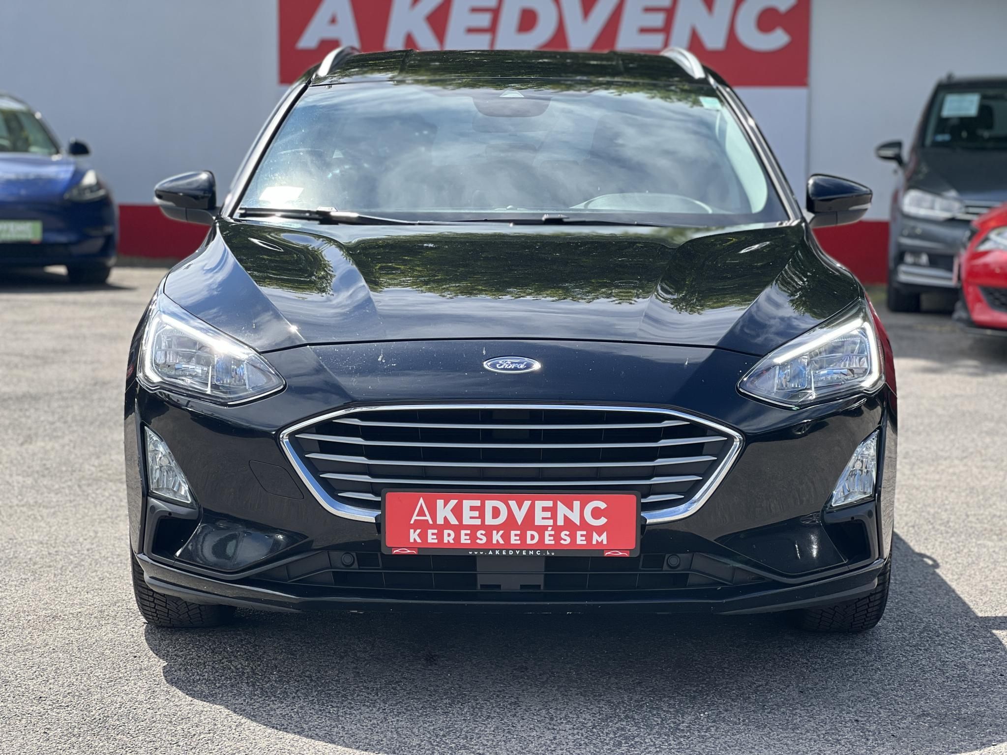 FORD FOCUS 1.0 EcoBoost Trend Magyarországi. Márkaszervizelt. Legjobb áron!