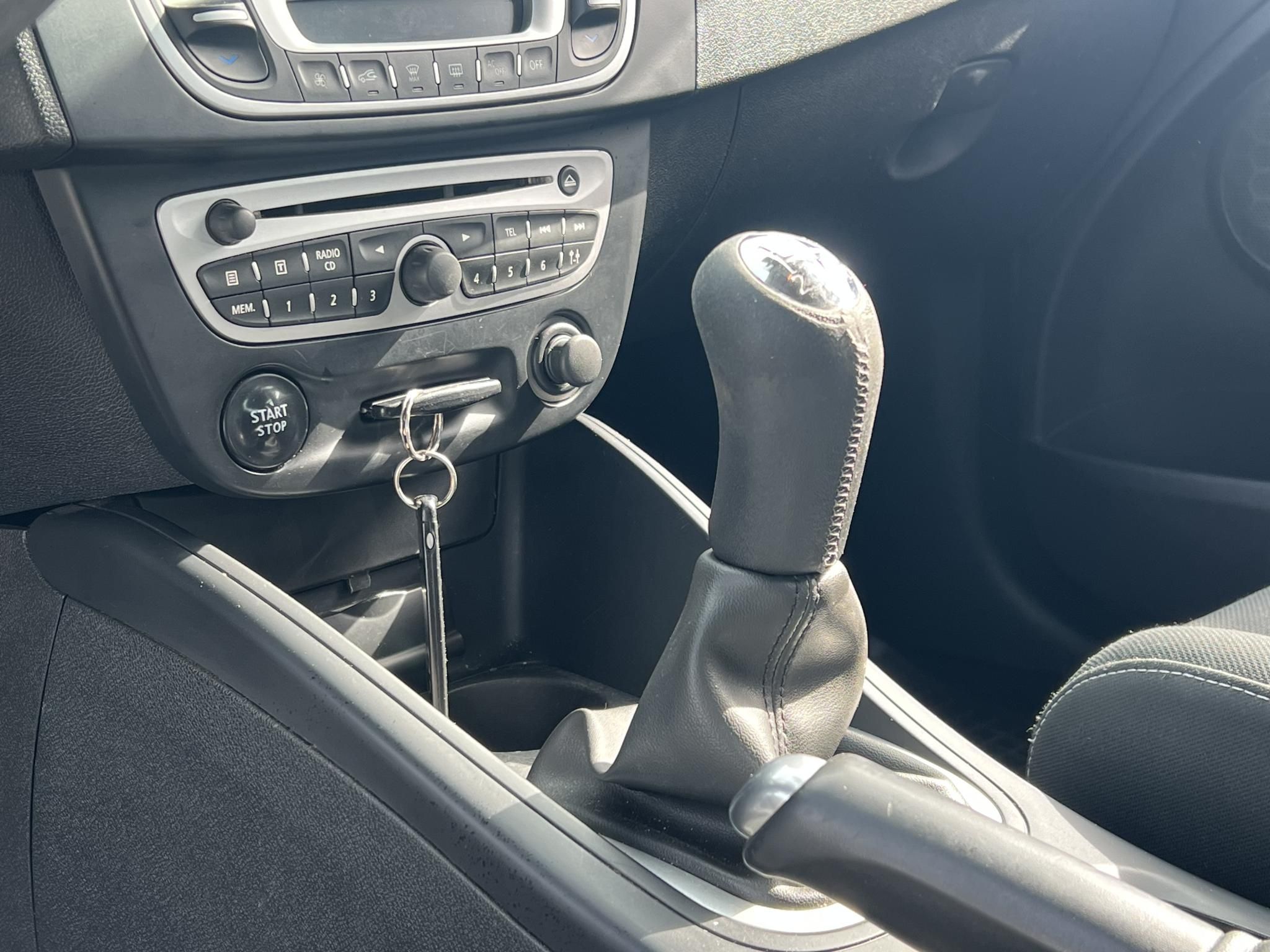 RENAULT MEGANE 1.6 Dynamique Magyarországi. teljes szerviztörténet!