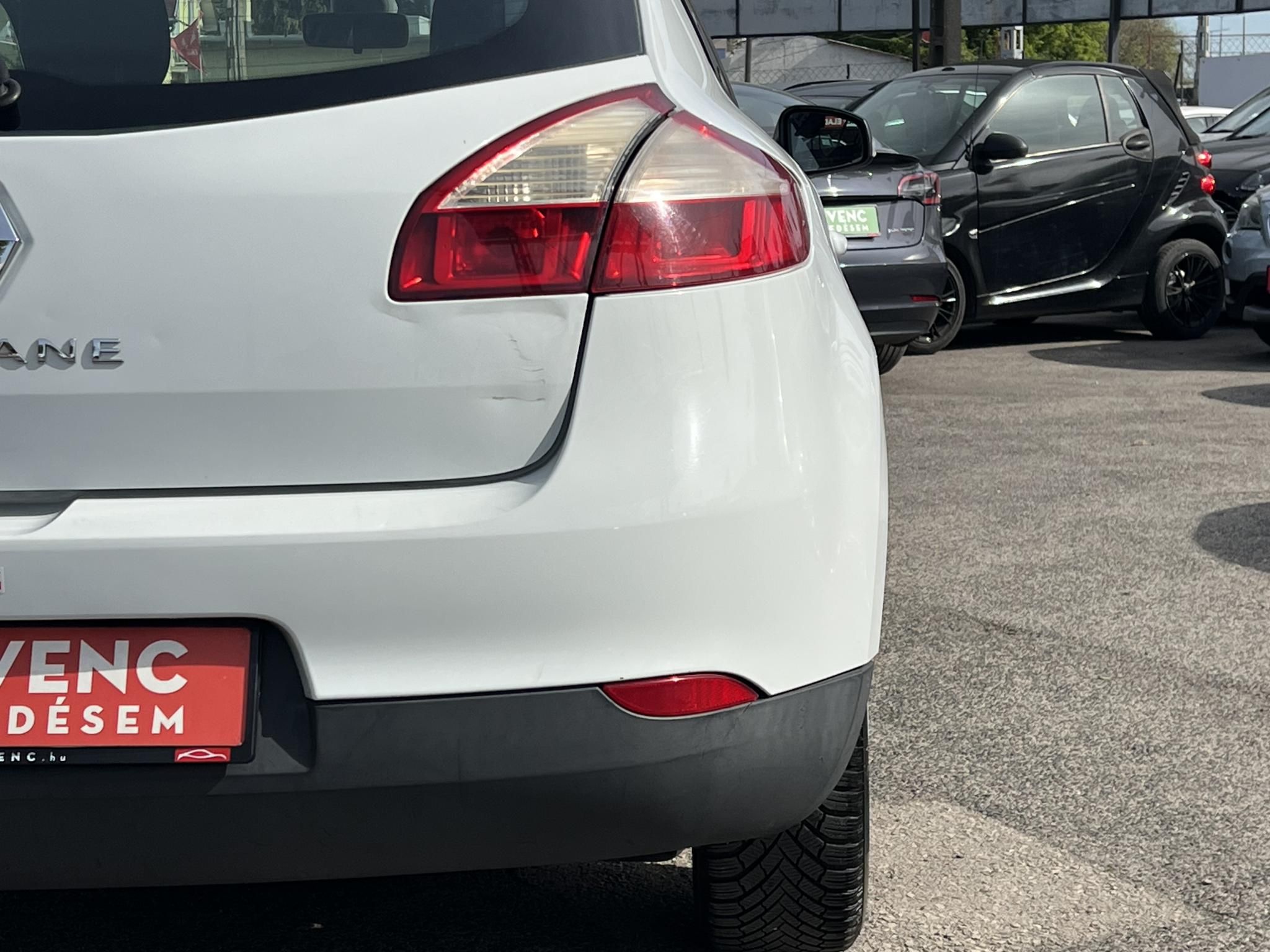 RENAULT MEGANE 1.6 Dynamique Magyarországi. teljes szerviztörténet!