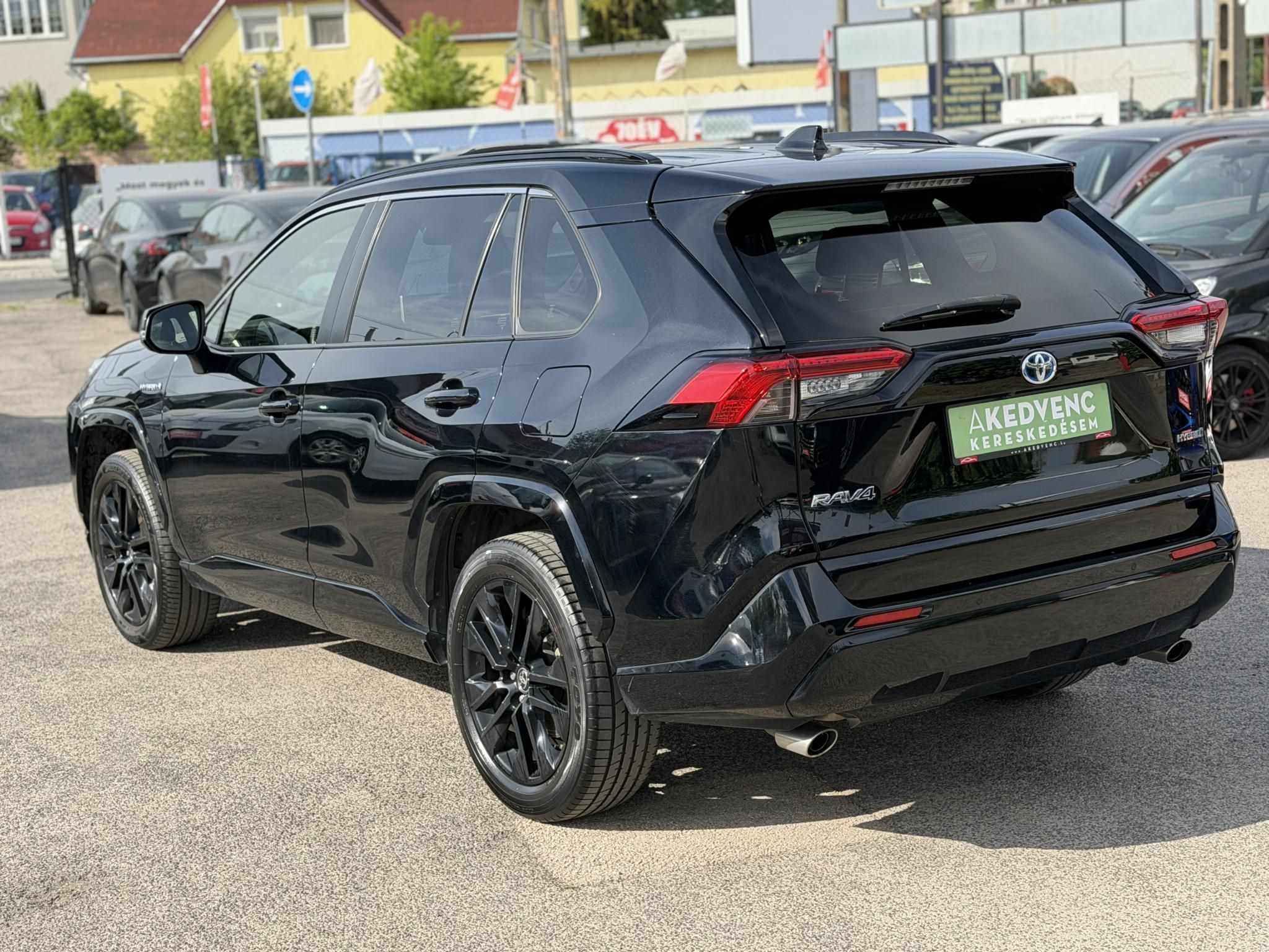 TOYOTA RAV 4 Rav4 2.5 Hybrid Black Edition e-CVT JBL 126e km. LED. sérülésmentes. CARPLAY. kifogástalan állapot!