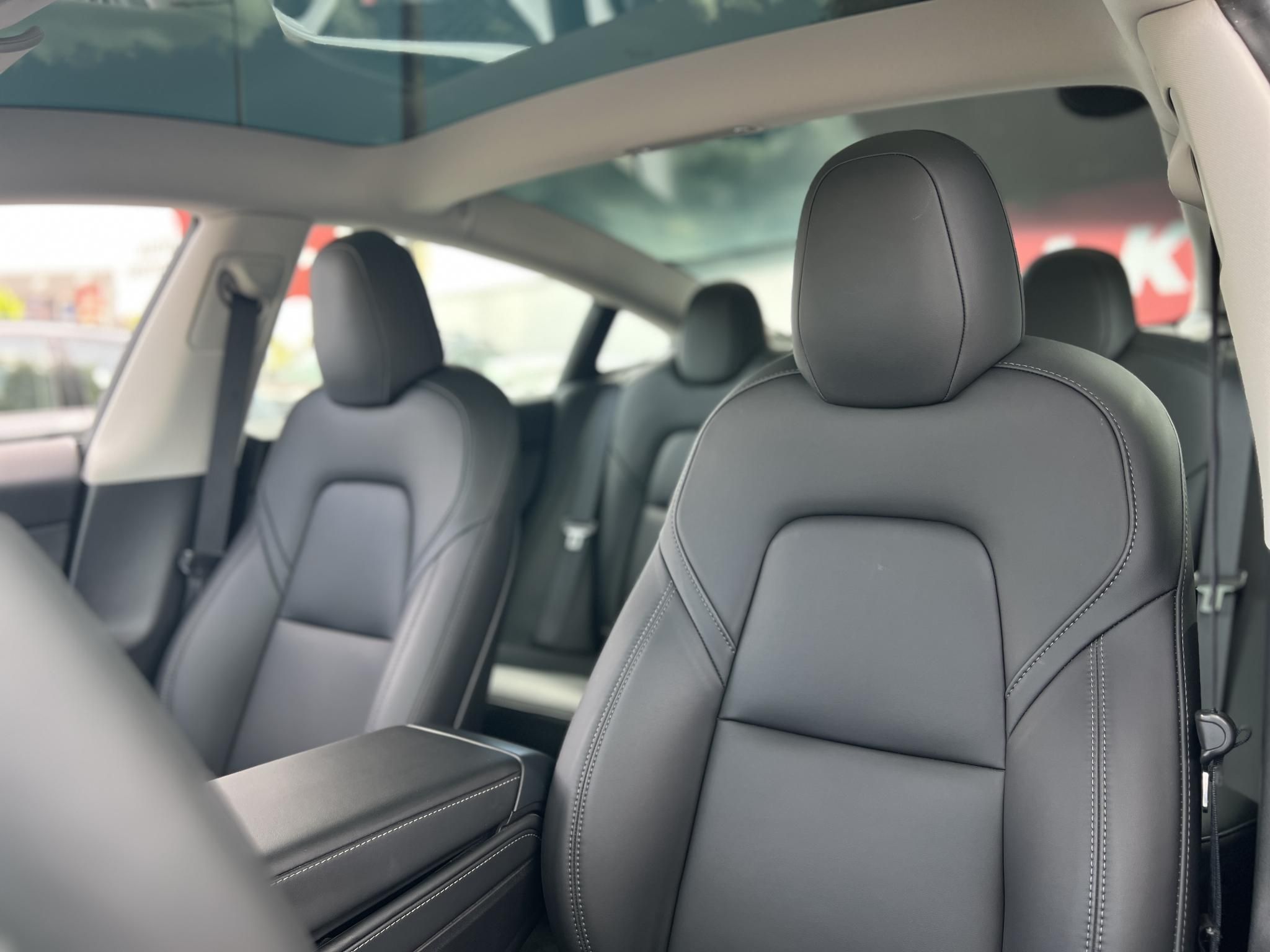 TESLA MODEL 3 Long Range AWD (Automata) 103e km. AMD Ryzen. mátrix LED. hőszivattyú. 2030-ig garanciális!