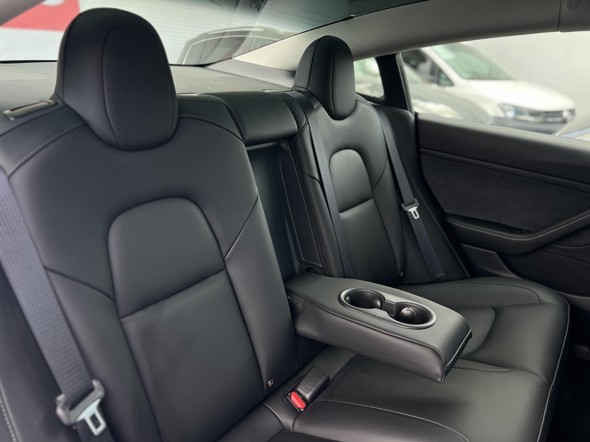 TESLA MODEL 3 Long Range AWD (Automata) 103e km. AMD Ryzen. mátrix LED. hőszivattyú. 2030-ig garanciális!