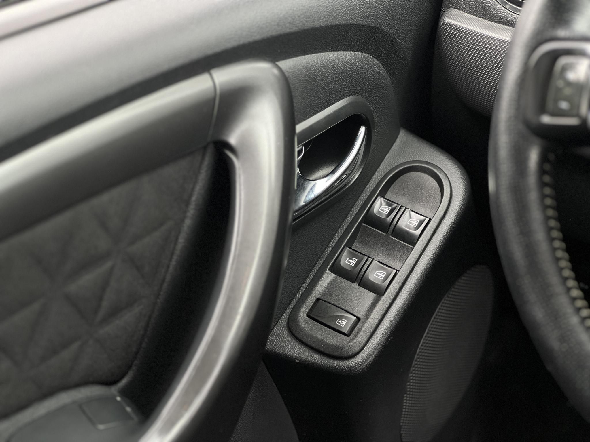 DACIA DUSTER 1.2 TCe Exception Klíma Tempomat Bluetooth Tolatóradar