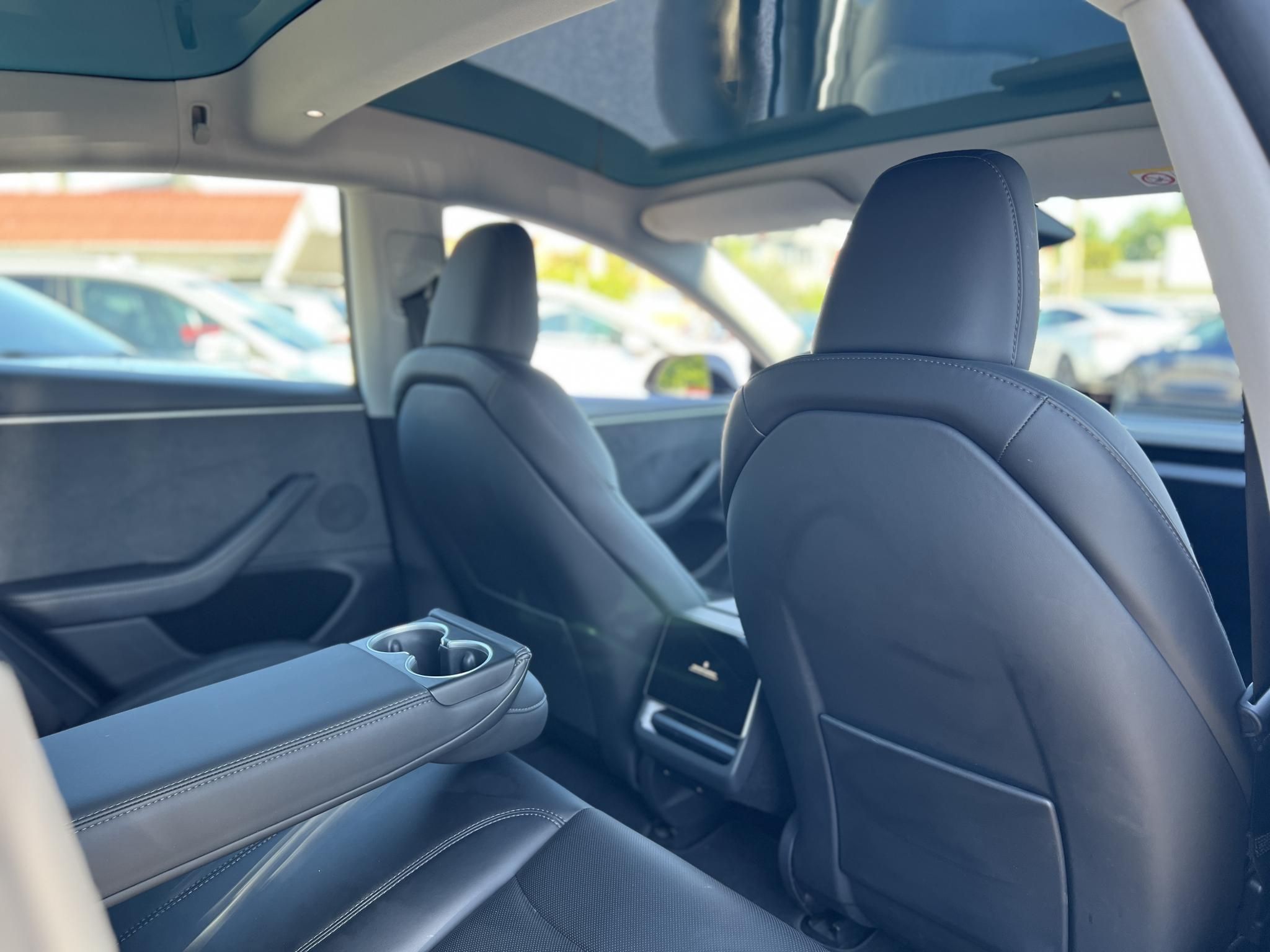 TESLA MODEL 3 Long Range AWD (Automata) HIGHLAND 130e km. AMD Ryzen. hőszivattyú. akár 600km hatótáv!